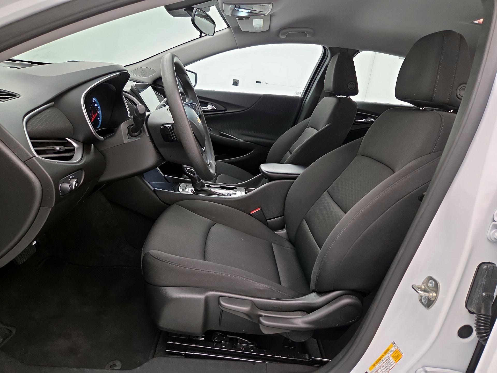 Thumbnail: 2024 Chevrolet Malibu - 11