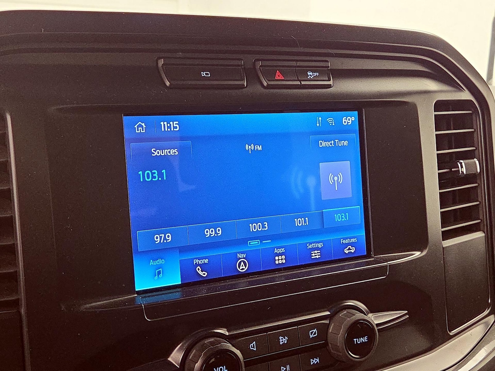 2022 Ford F-150 XL - Photo 17
