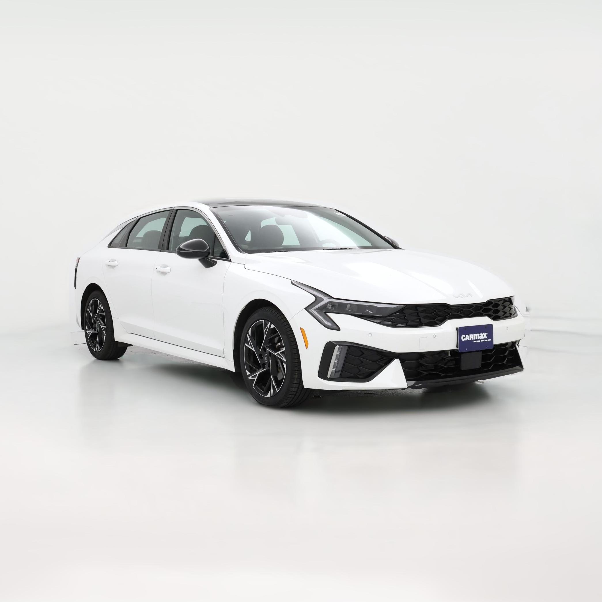 Thumbnail: 2025 Kia K5 - 1