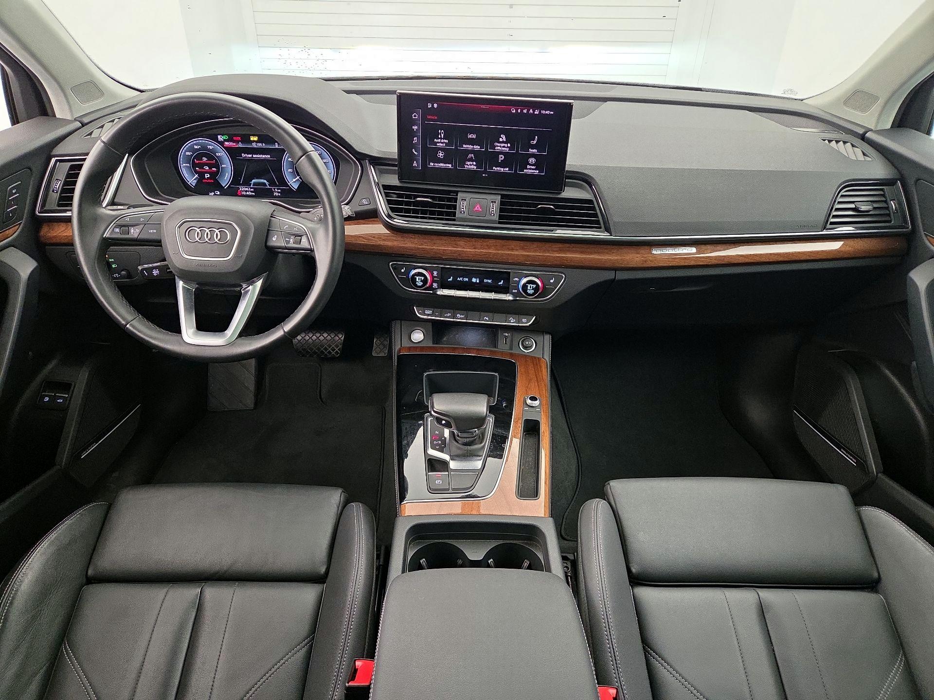 Thumbnail: 2023 Audi Q5 - 9