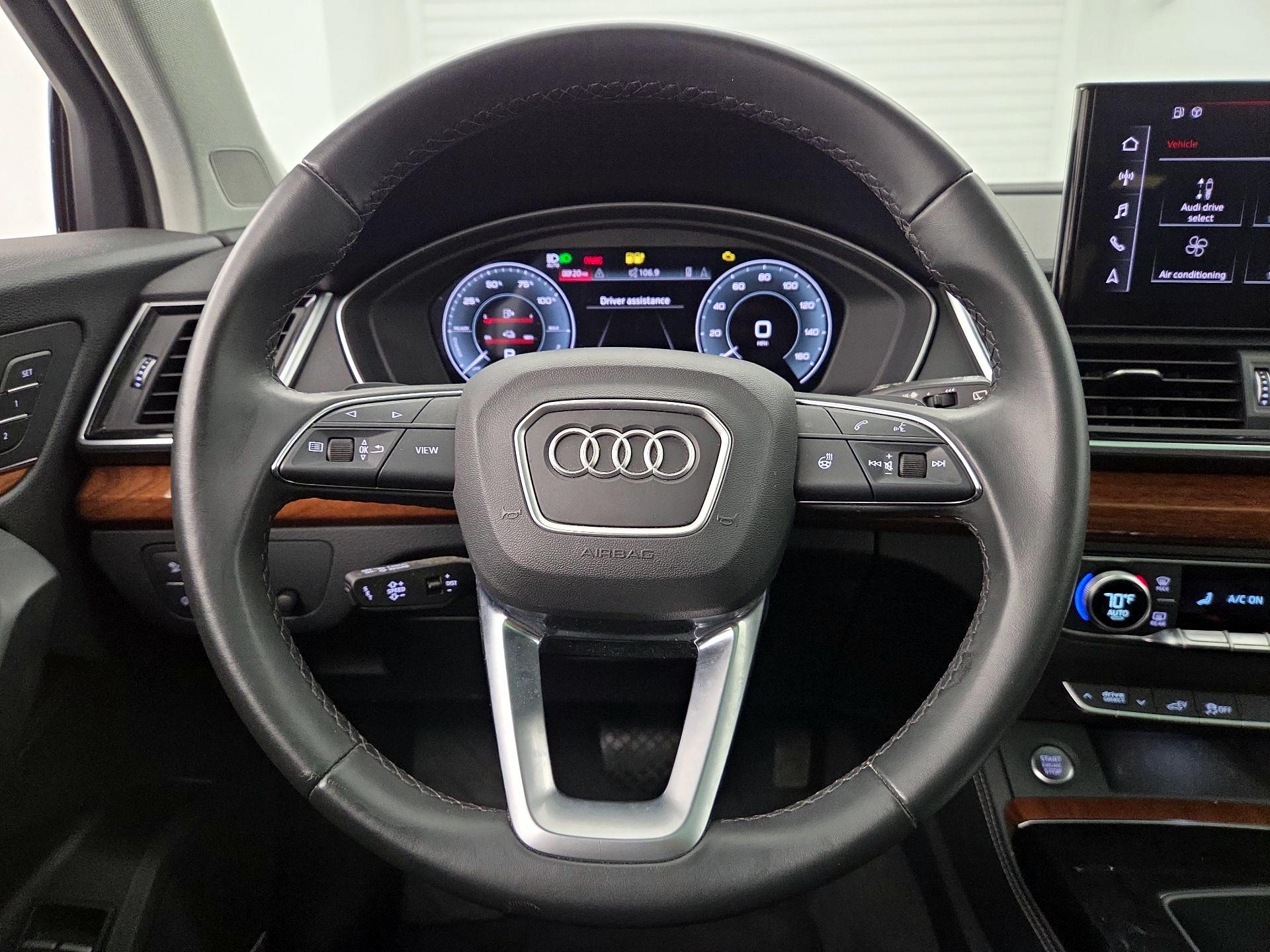 Thumbnail: 2023 Audi Q5 - 10