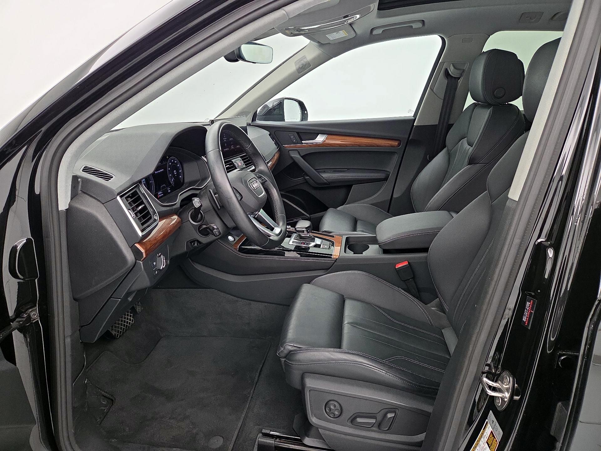 Thumbnail: 2023 Audi Q5 - 11