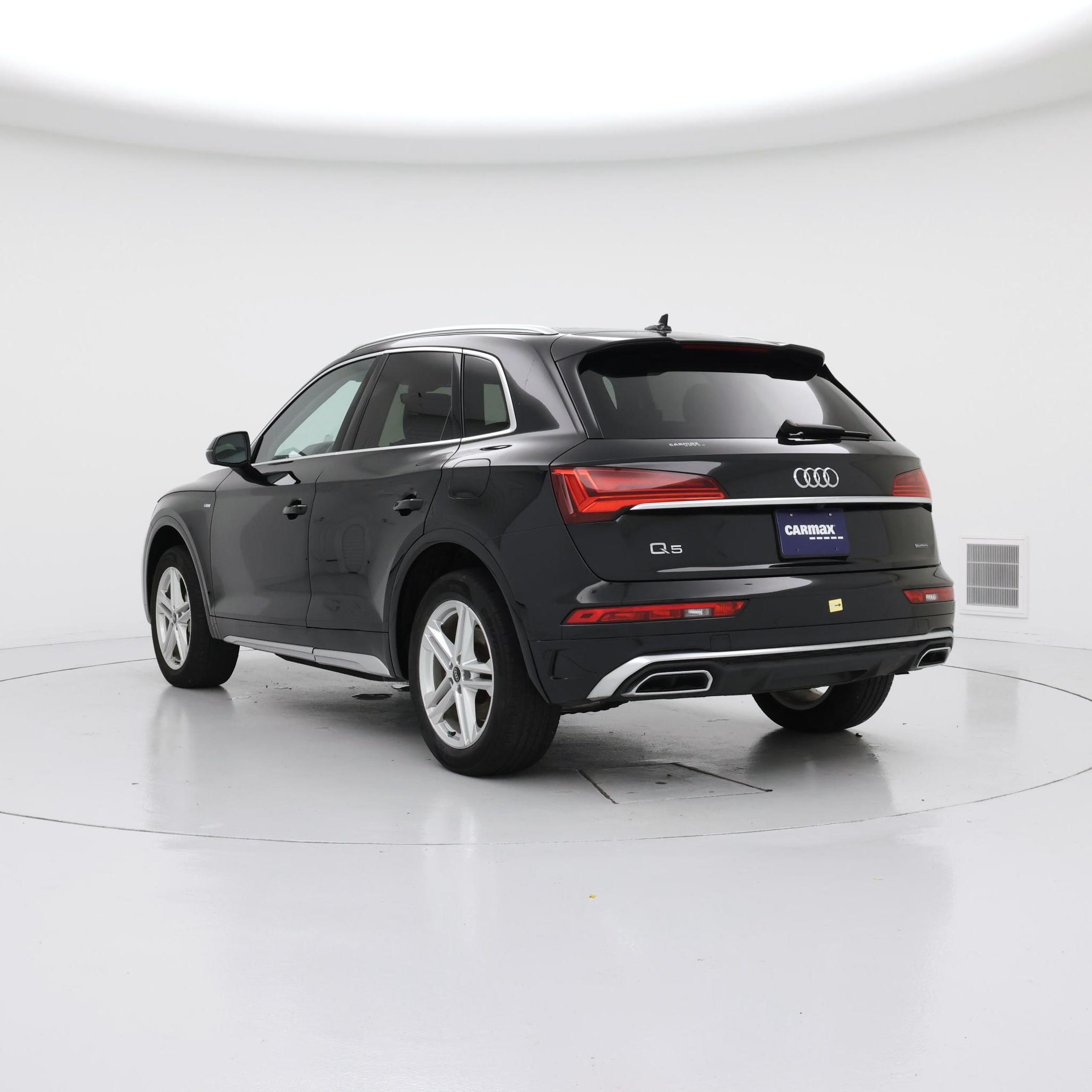 Thumbnail: 2023 Audi Q5 - 2