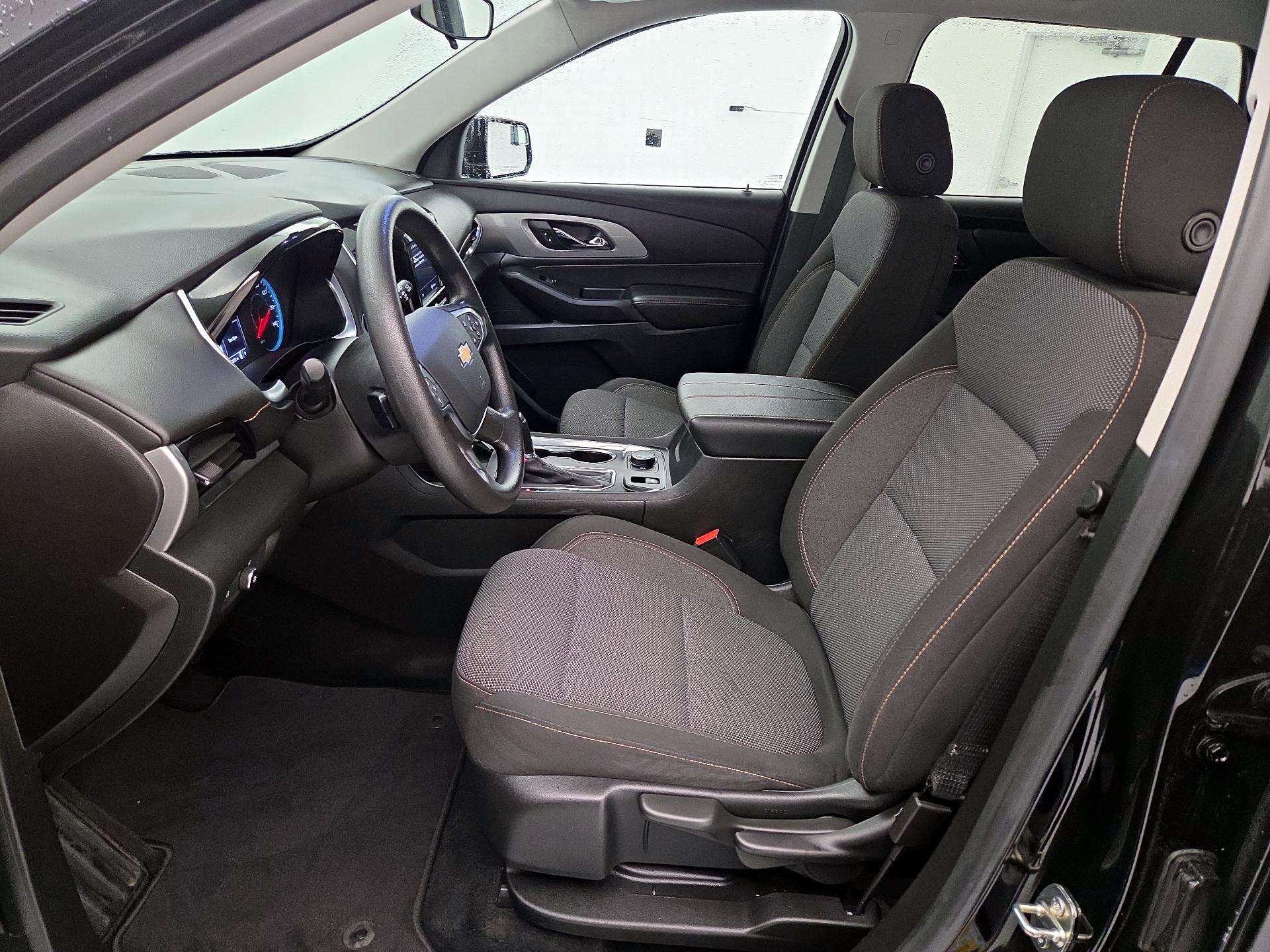 Thumbnail: 2020 Chevrolet Traverse - 11