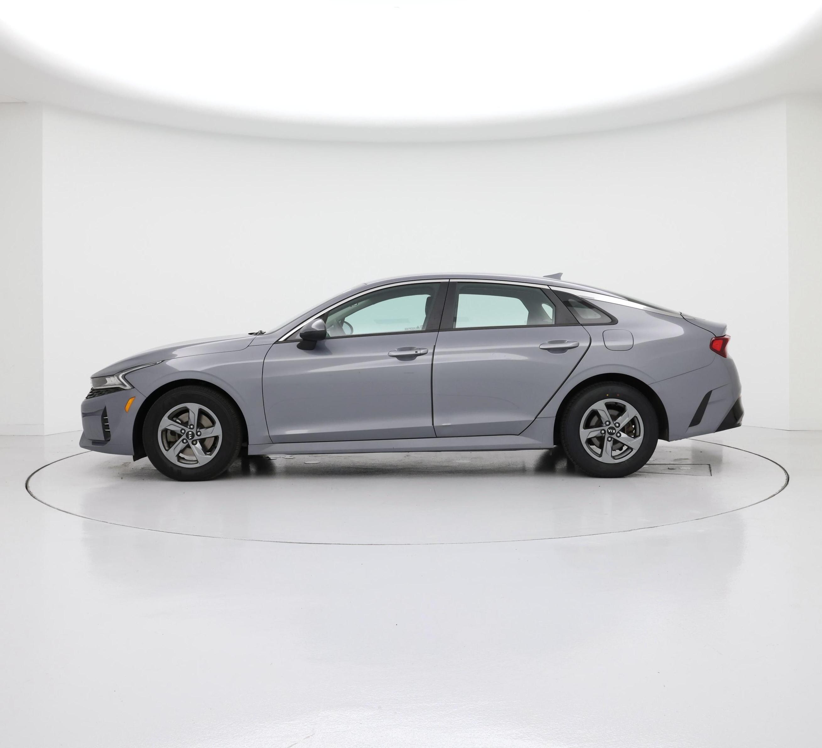 Thumbnail: 2021 Kia K5 - 3