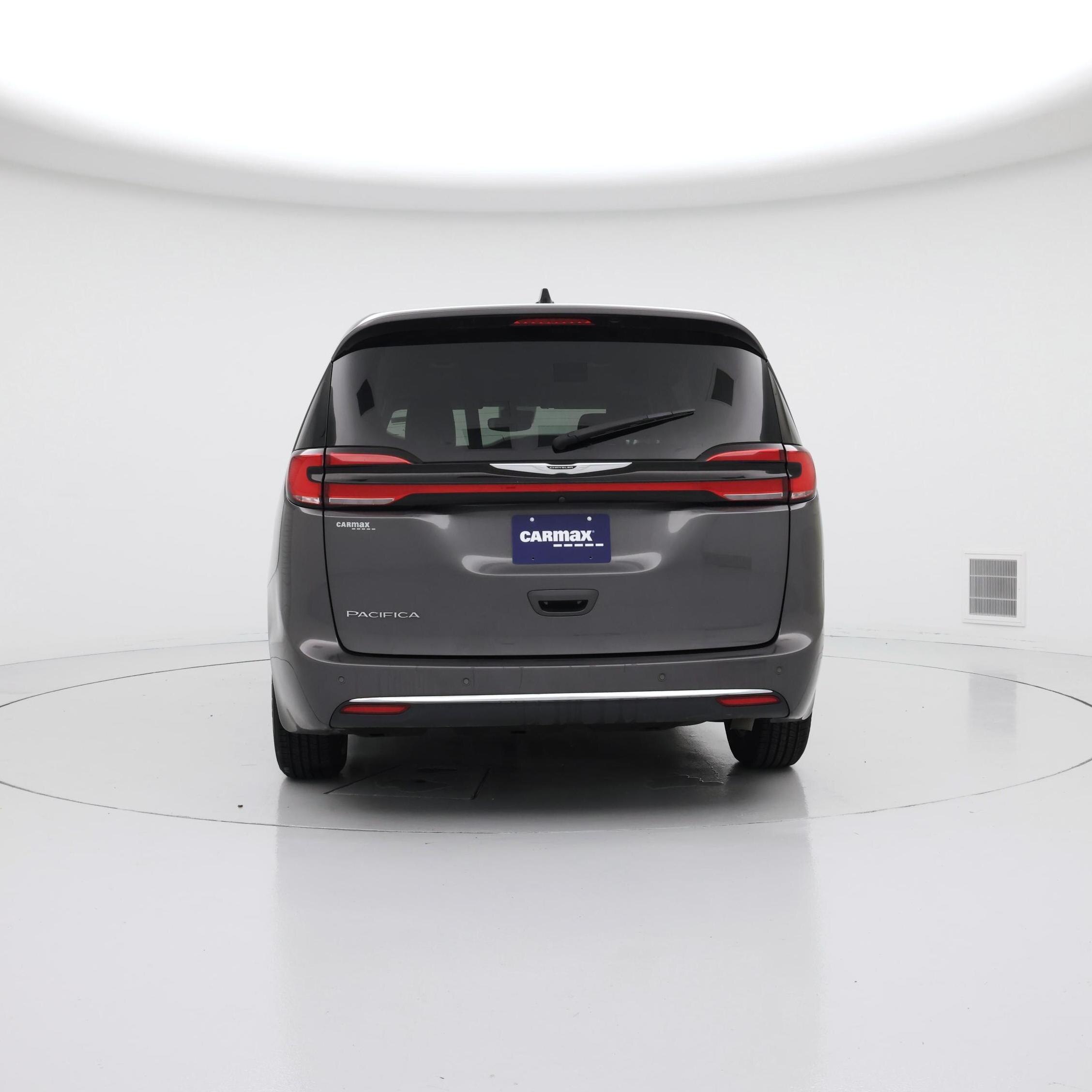 Thumbnail: 2023 Chrysler Pacifica - 6