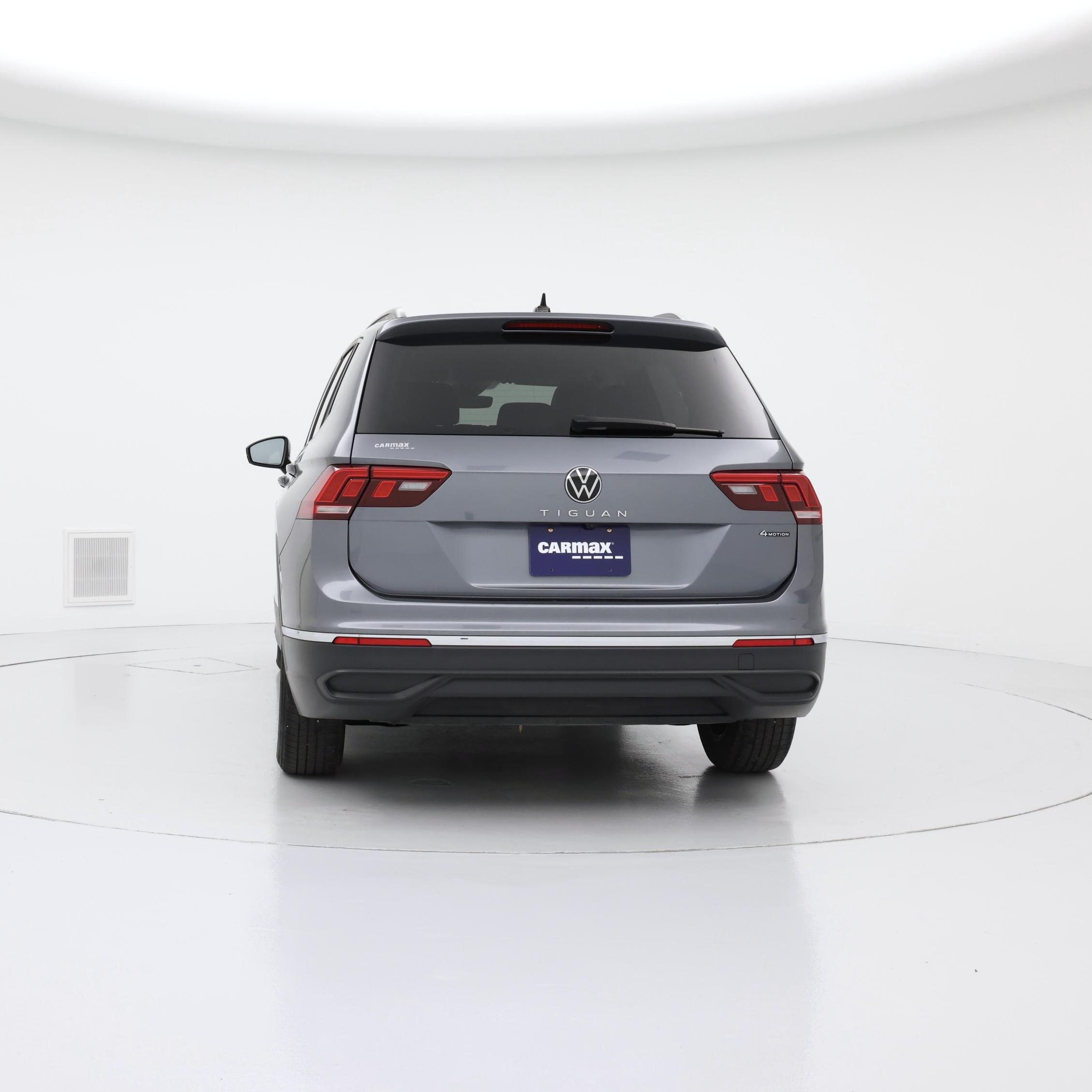 Thumbnail: 2022 Volkswagen Tiguan - 6