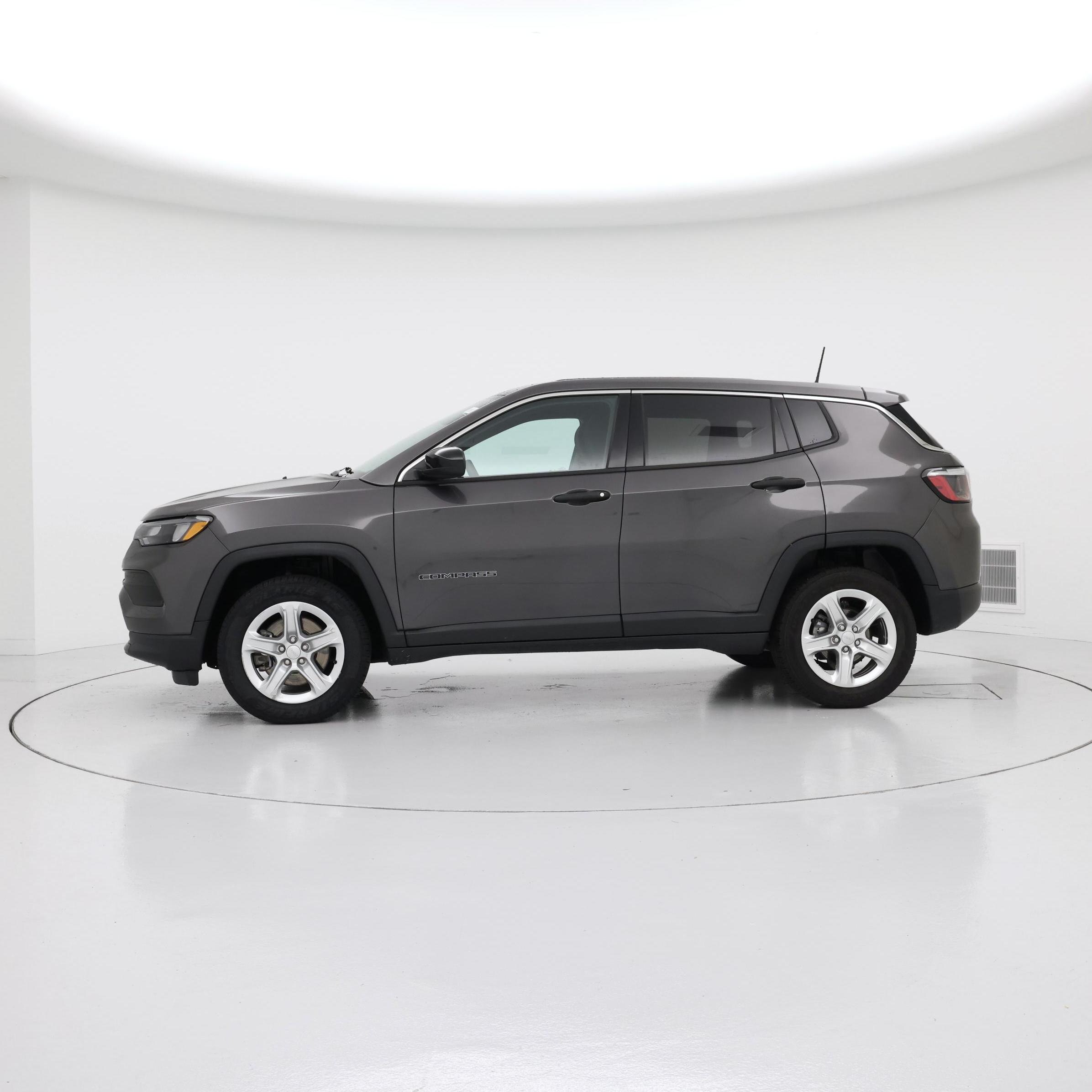 Thumbnail: 2023 Jeep Compass - 3