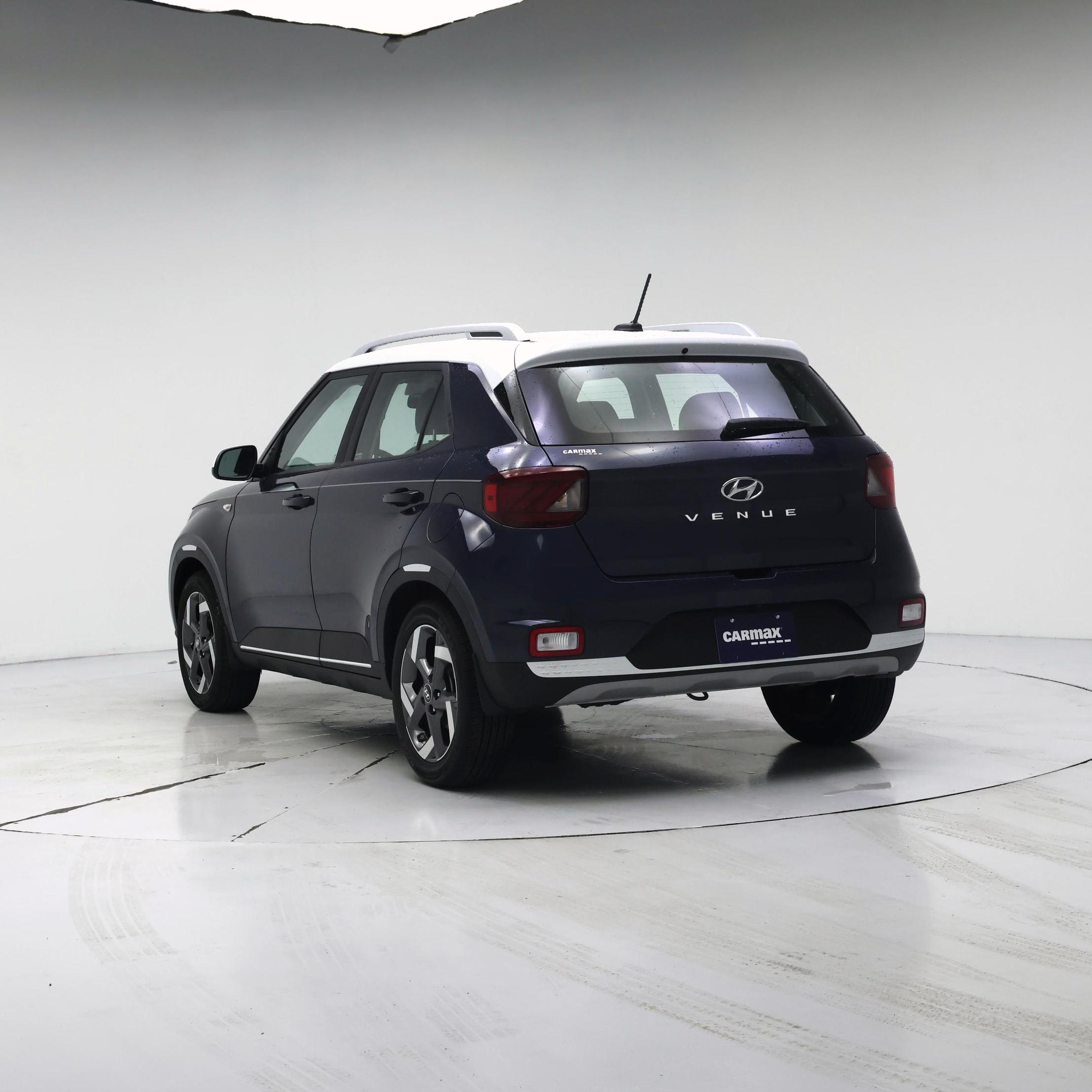 Thumbnail: 2025 Hyundai Venue - 2