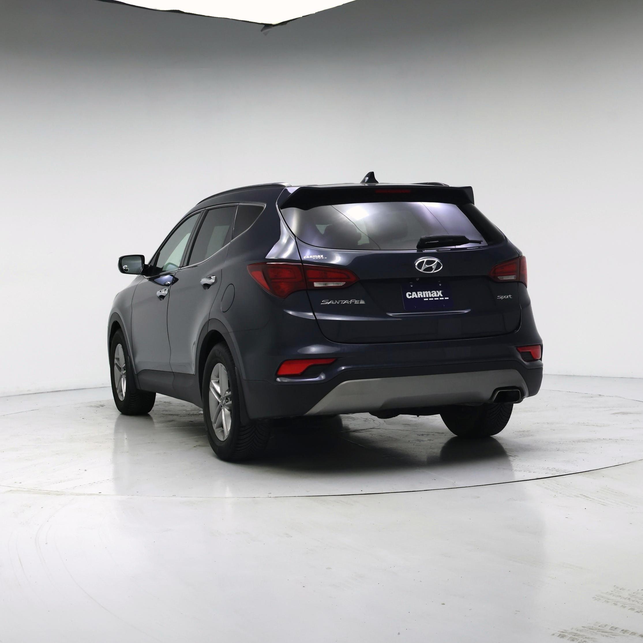 Thumbnail: 2017 Hyundai Santa Fe - 2