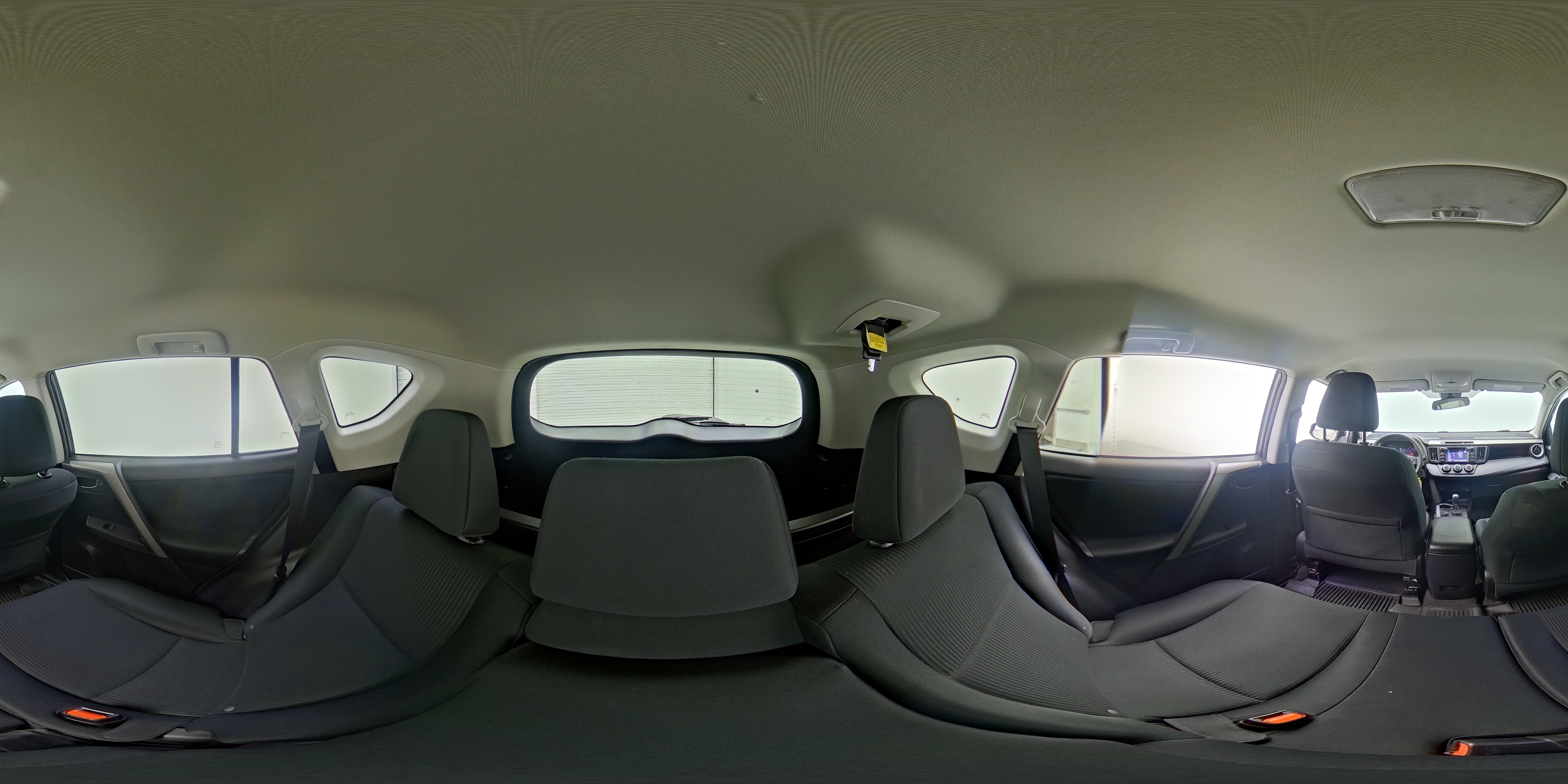 2017 Toyota RAV4 LE - Photo 25