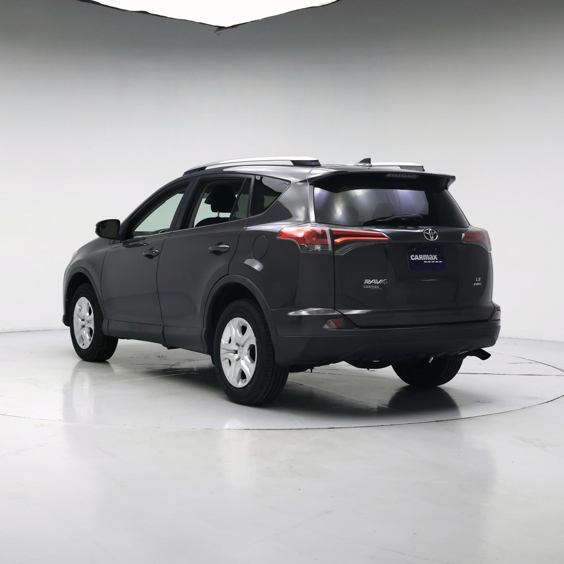 Thumbnail: 2017 Toyota RAV4 - 2