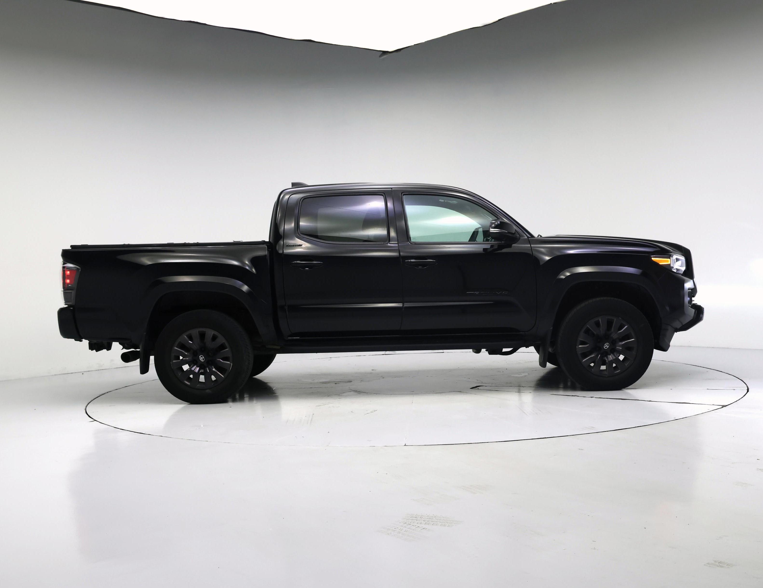 Thumbnail: 2023 Toyota Tacoma - 7