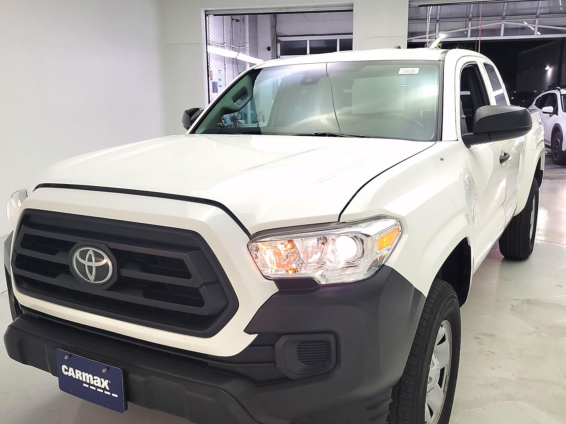 Thumbnail: 2021 Toyota Tacoma - 3
