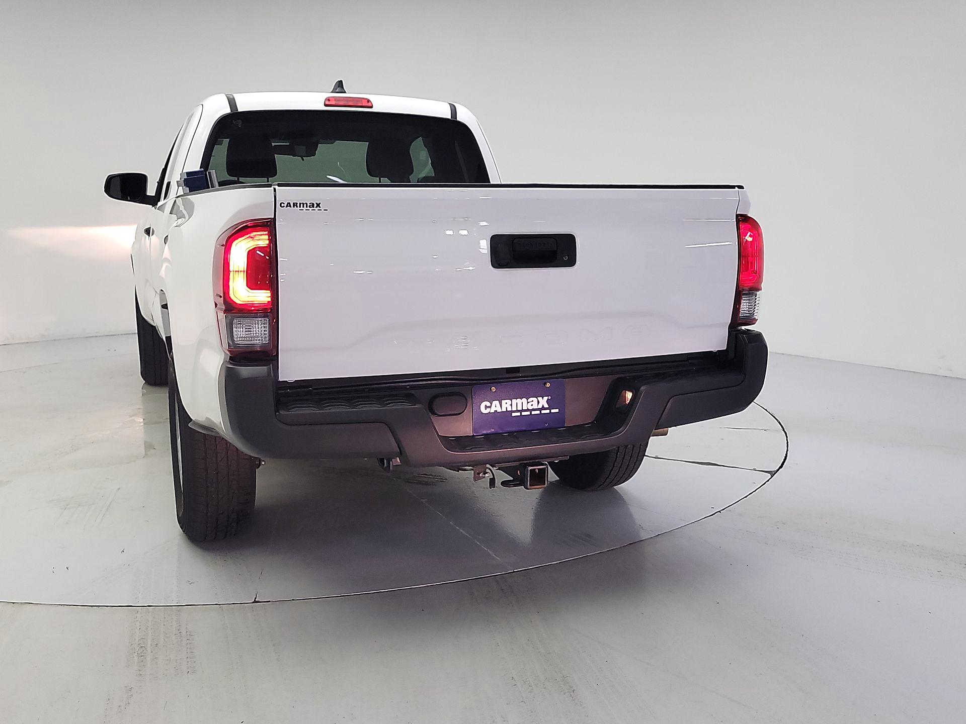 Thumbnail: 2021 Toyota Tacoma - 7