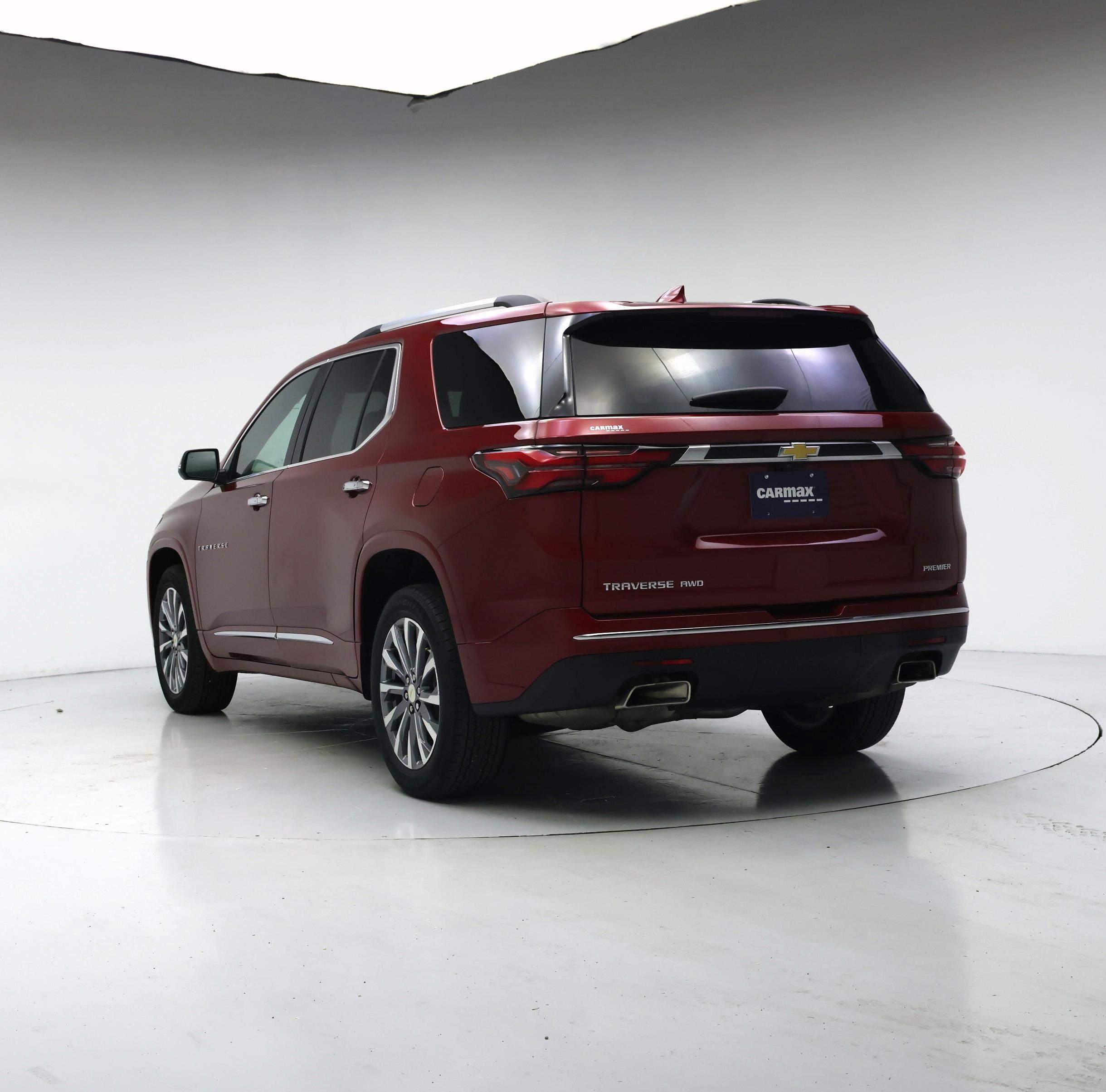 Thumbnail: 2023 Chevrolet Traverse - 2