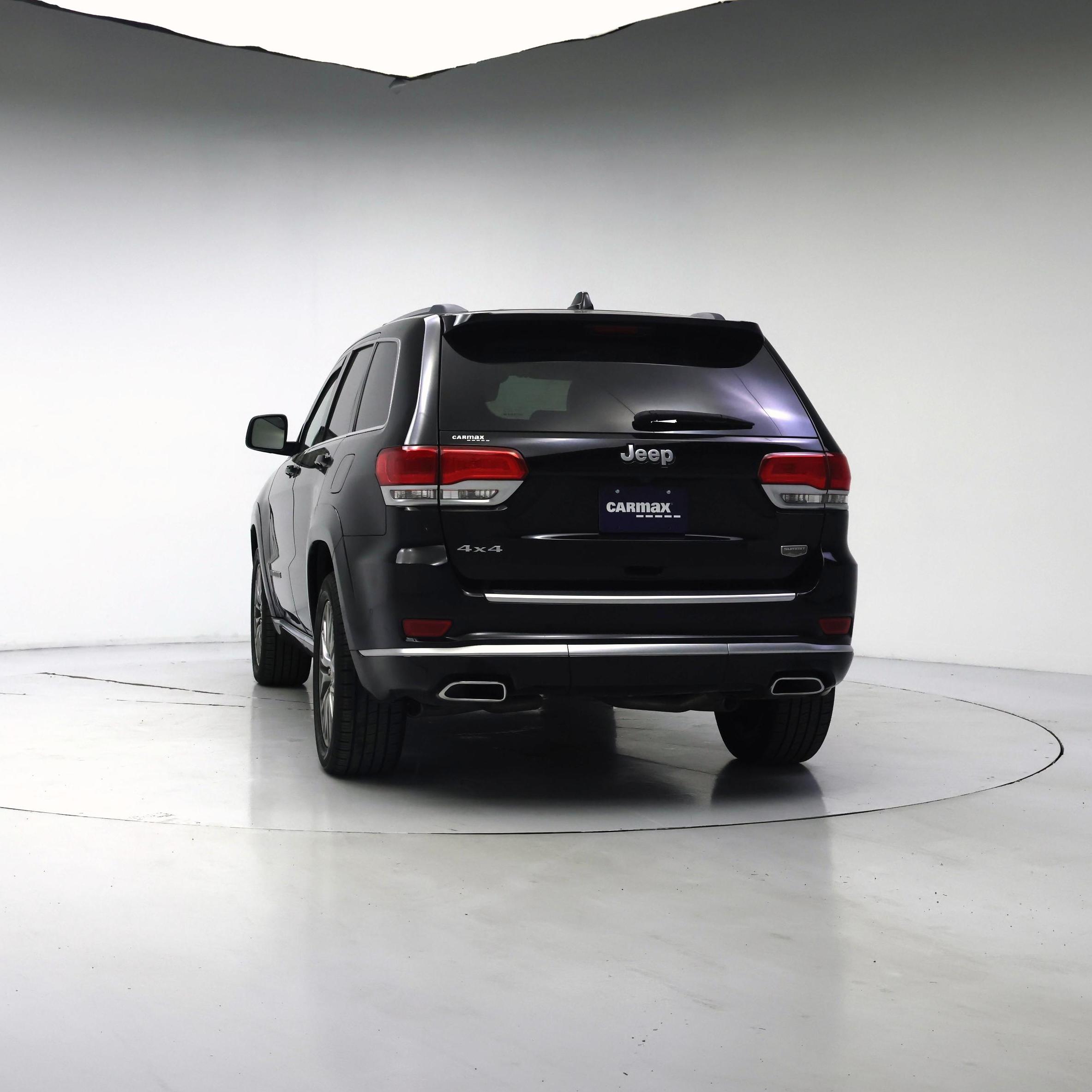 Thumbnail: 2017 Jeep Grand Cherokee - 2