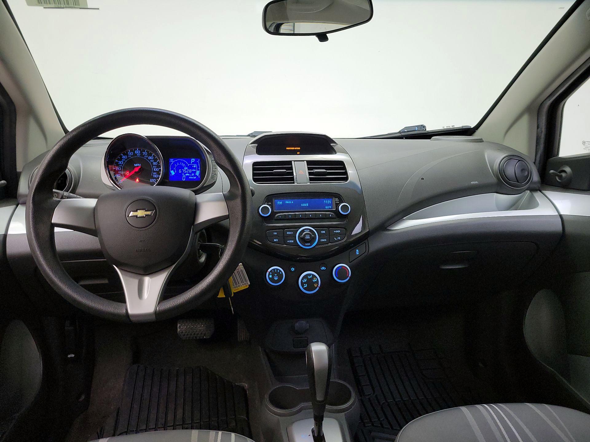 Thumbnail: 2015 Chevrolet Spark - 8