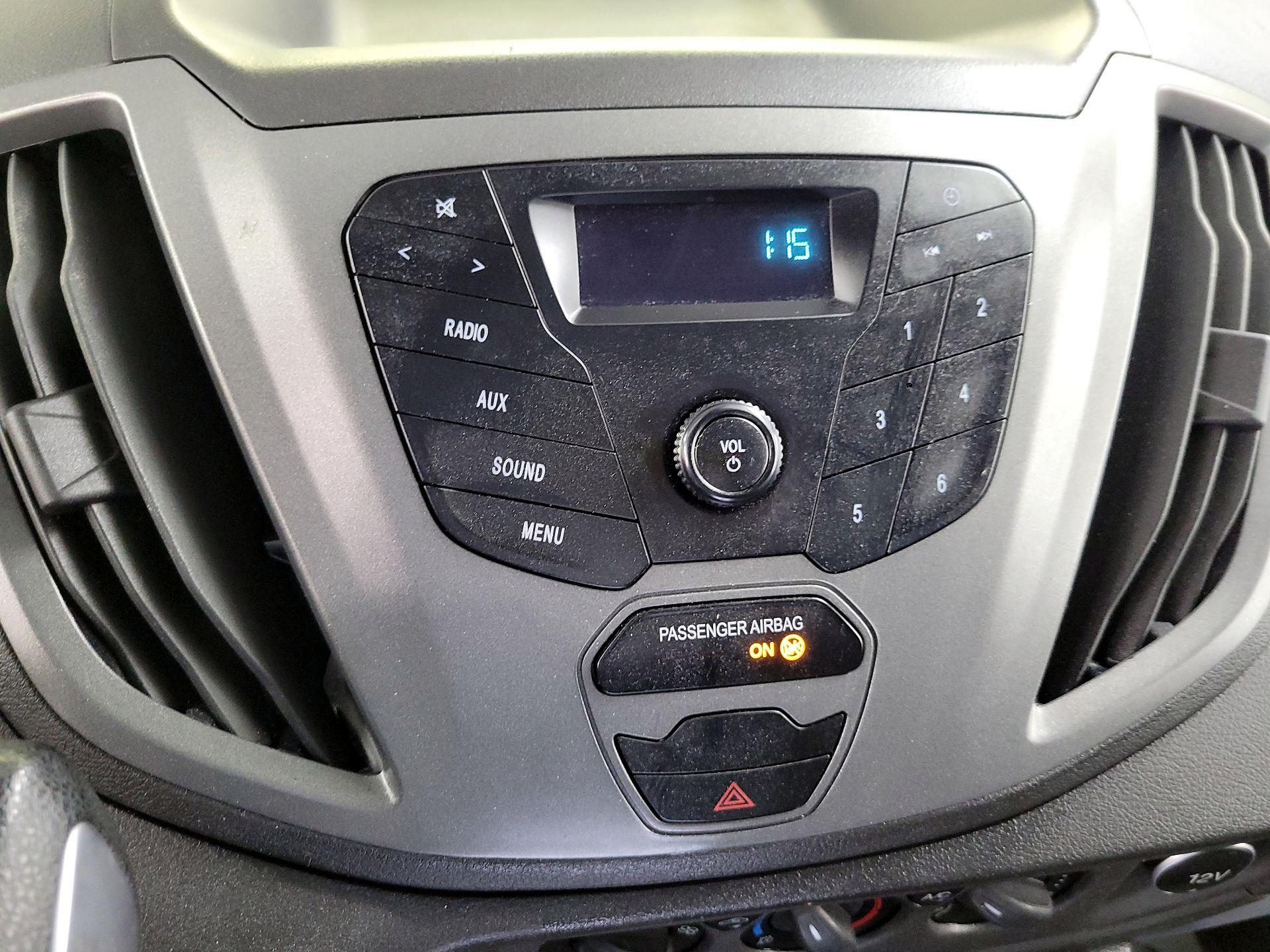 Thumbnail: 2019 Ford Transit Series - 15
