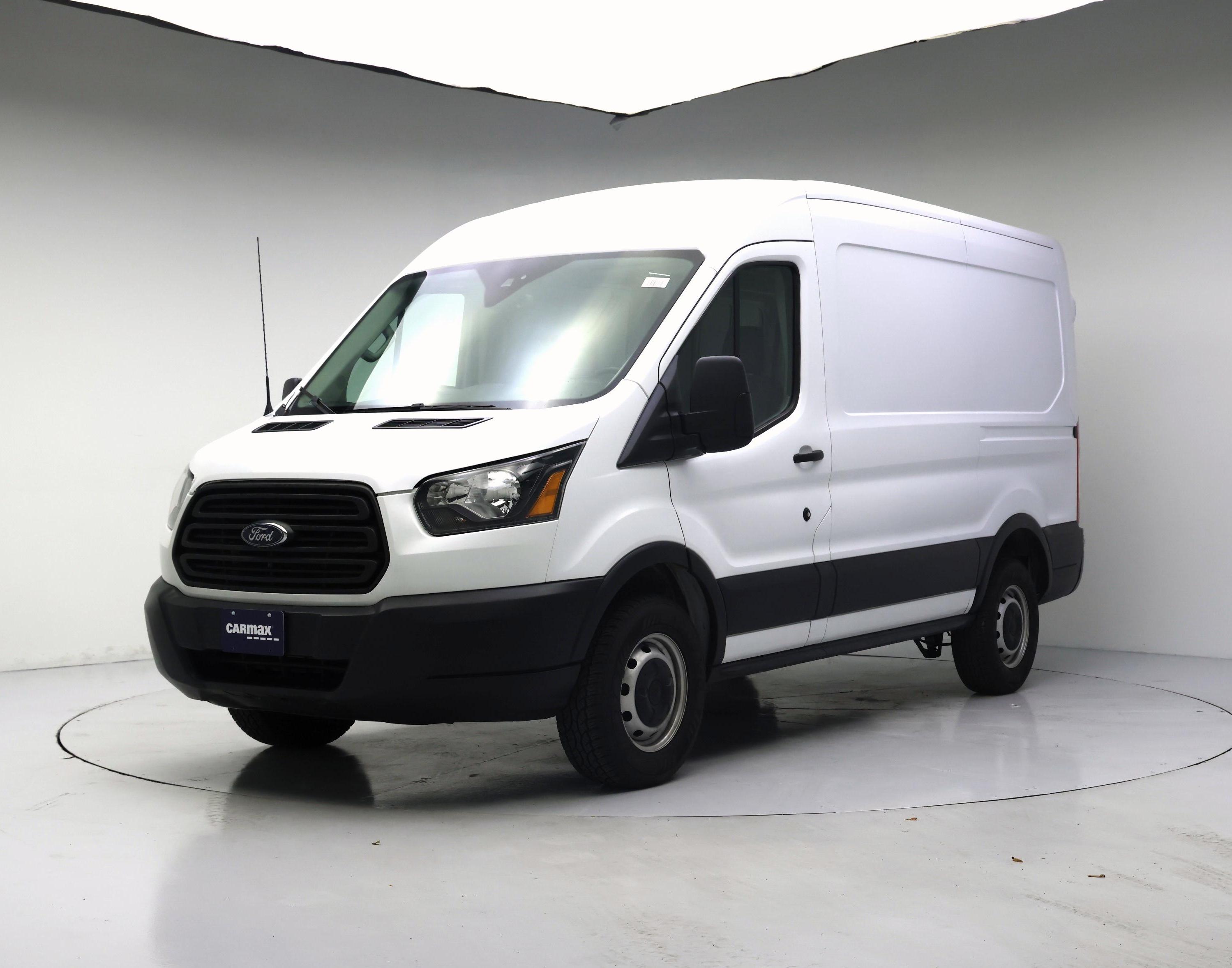 Thumbnail: 2019 Ford Transit Series - 4
