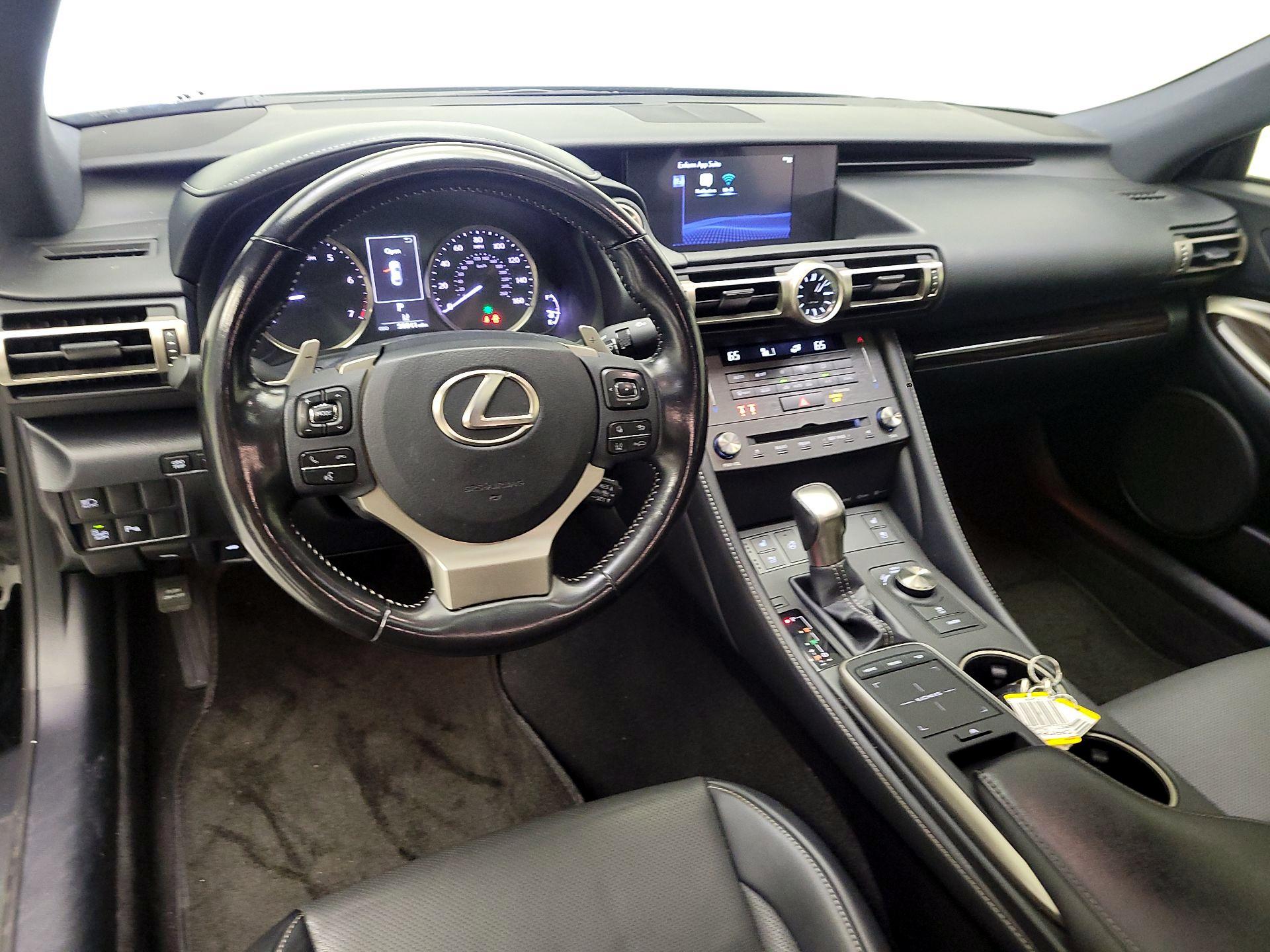 Thumbnail: 2020 Lexus RC - 9