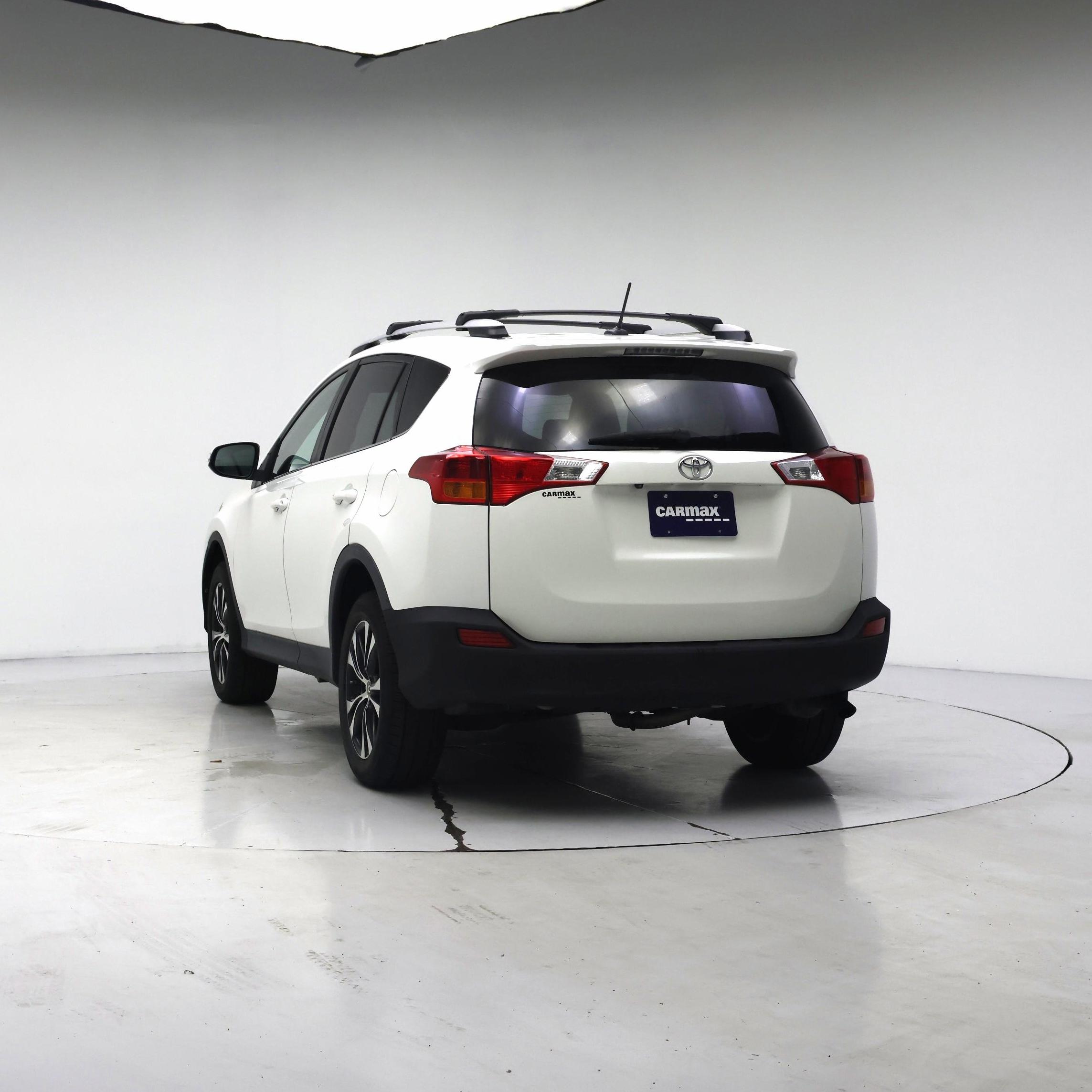 Thumbnail: 2015 Toyota RAV4 - 6