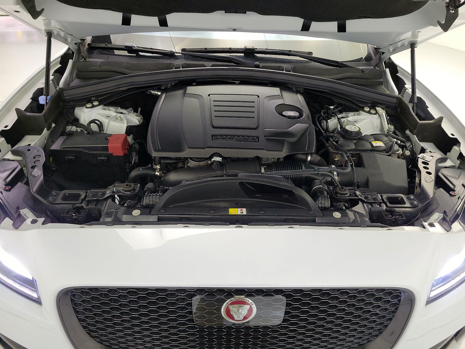 Thumbnail: 2019 Jaguar F-Pace - 20