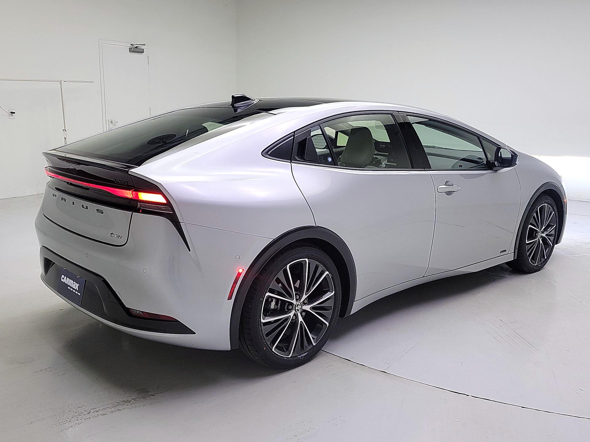 Thumbnail: 2025 Toyota Prius - 5