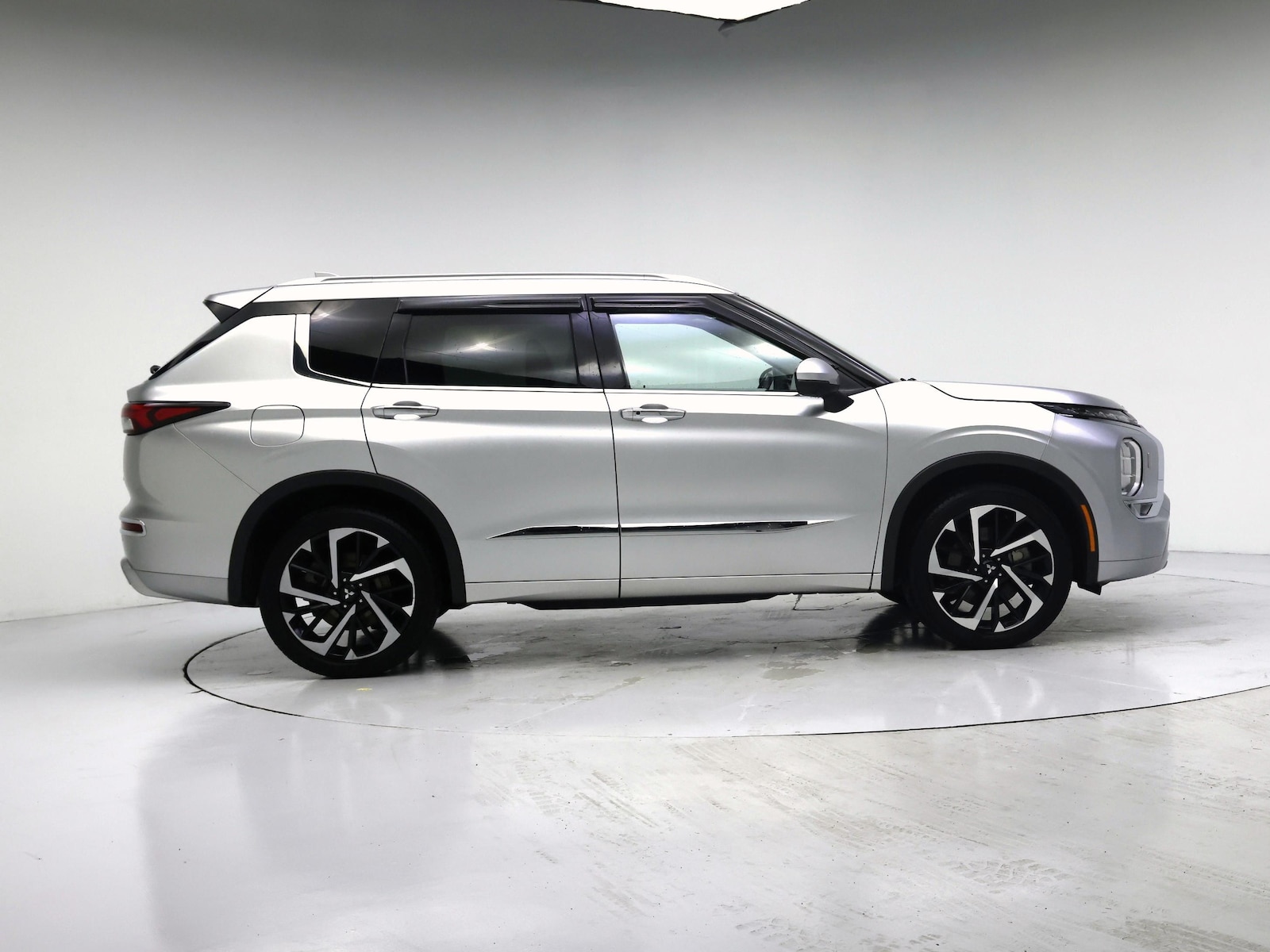 2022 Mitsubishi Outlander SEL - Photo 8