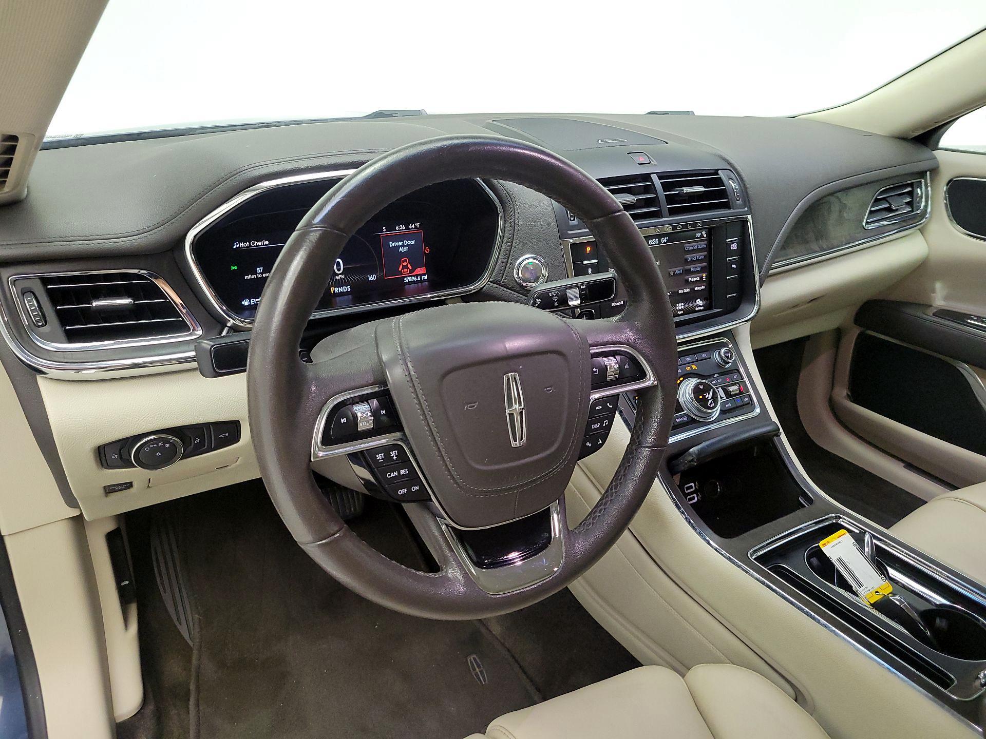 Thumbnail: 2018 Lincoln Continental - 9