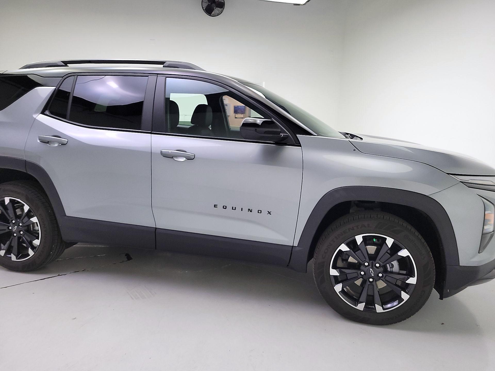 Thumbnail: 2025 Chevrolet Equinox - 4