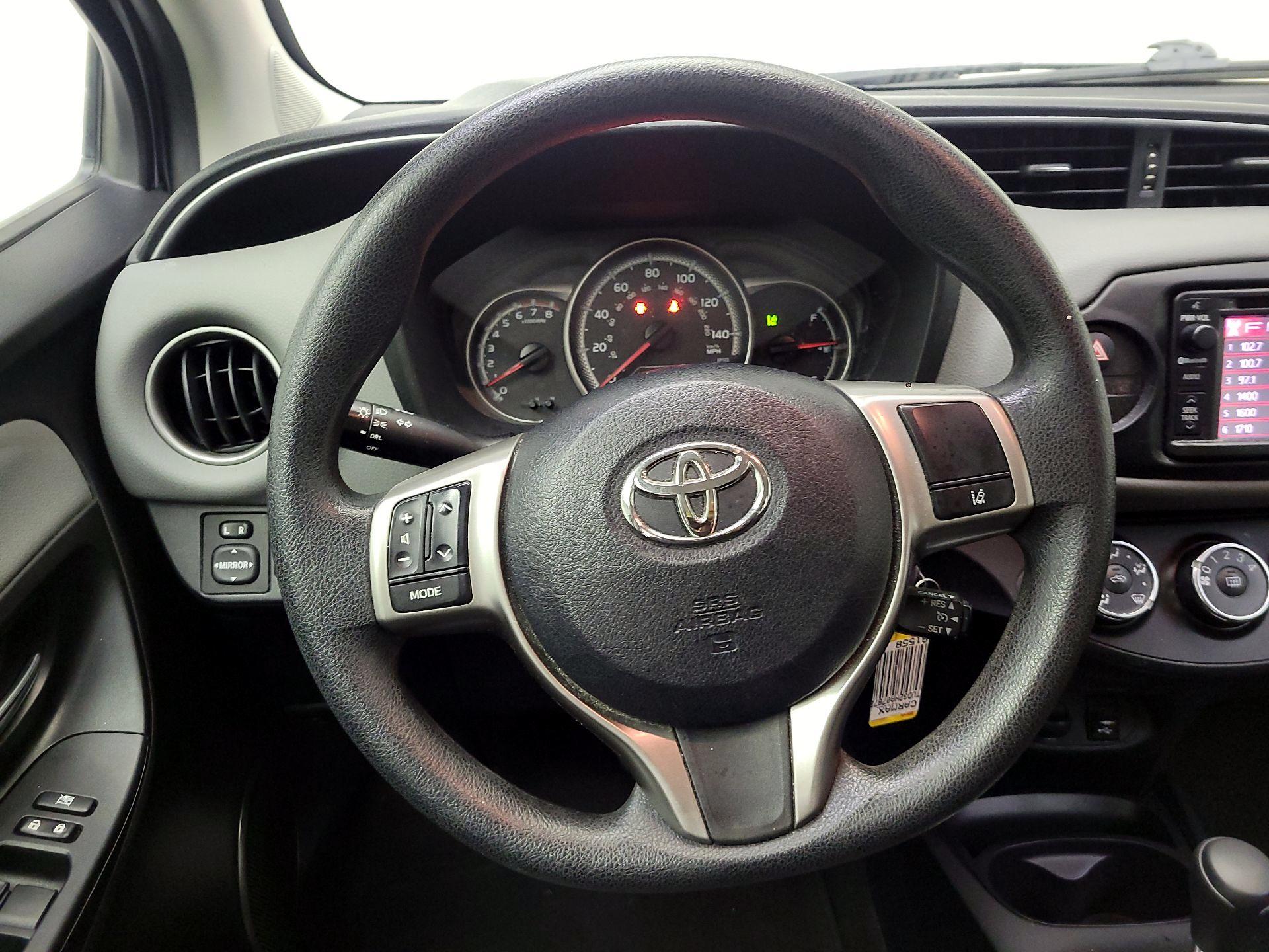 Thumbnail: 2017 Toyota Yaris - 10