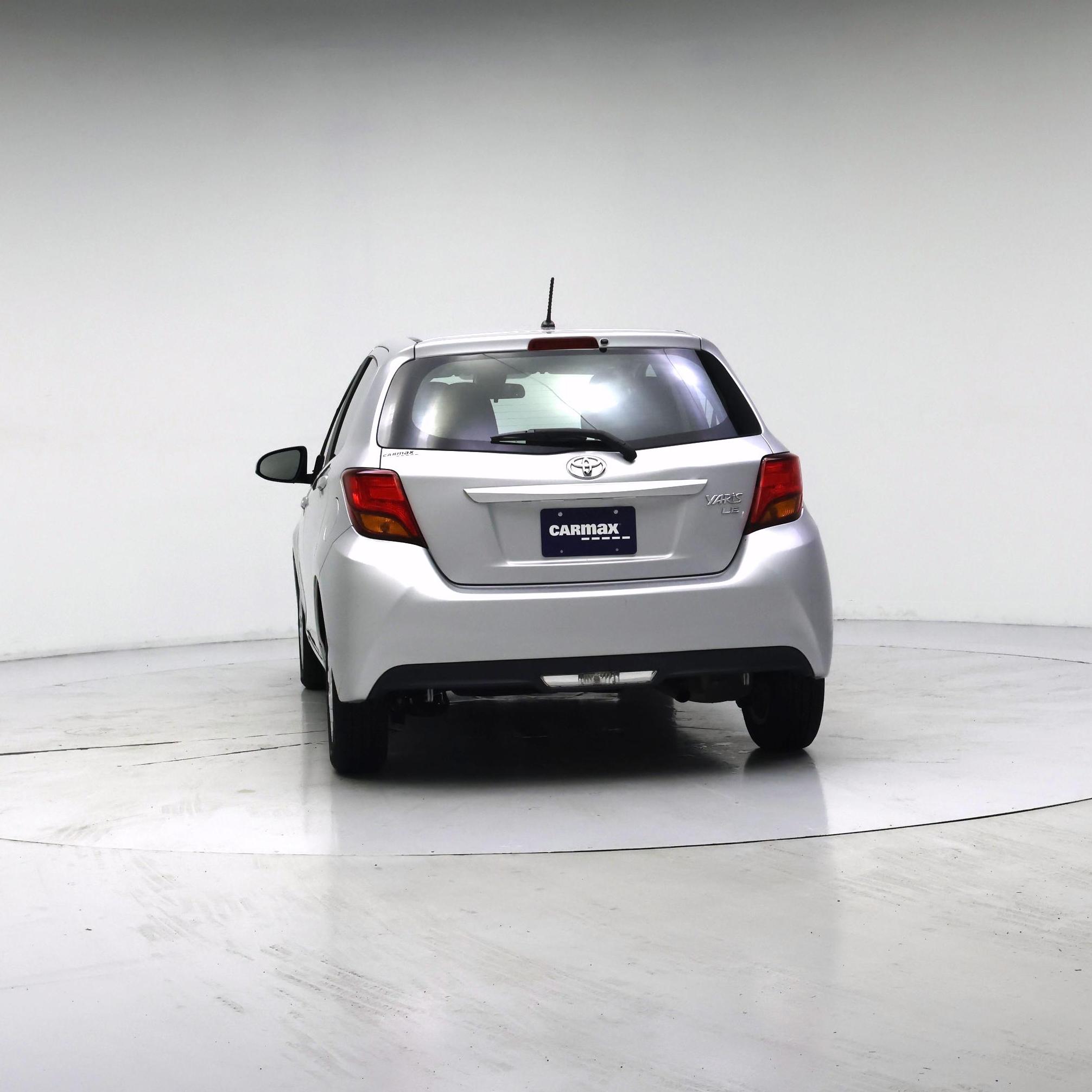 Thumbnail: 2017 Toyota Yaris - 6