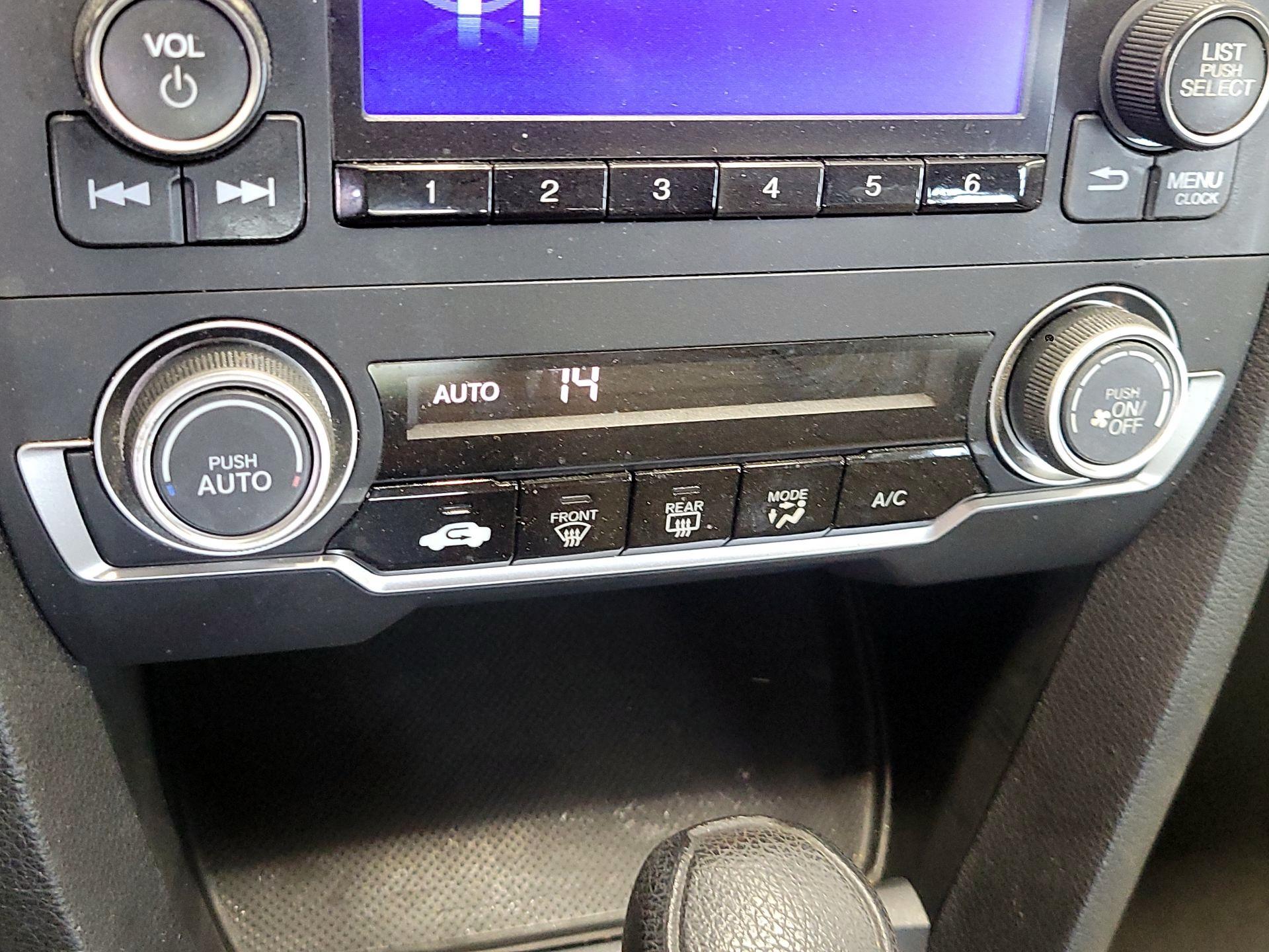 Thumbnail: 2016 Honda Civic - 16