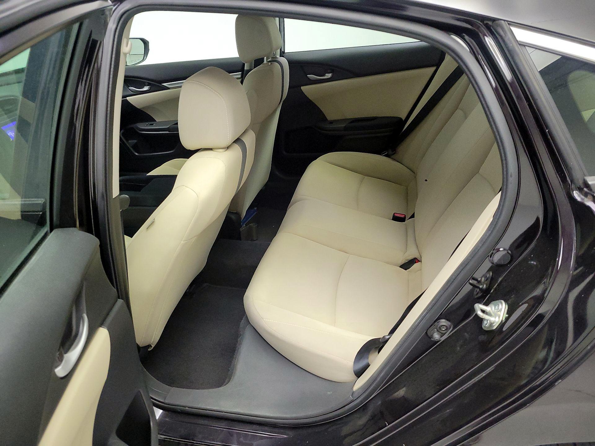 Thumbnail: 2016 Honda Civic - 18