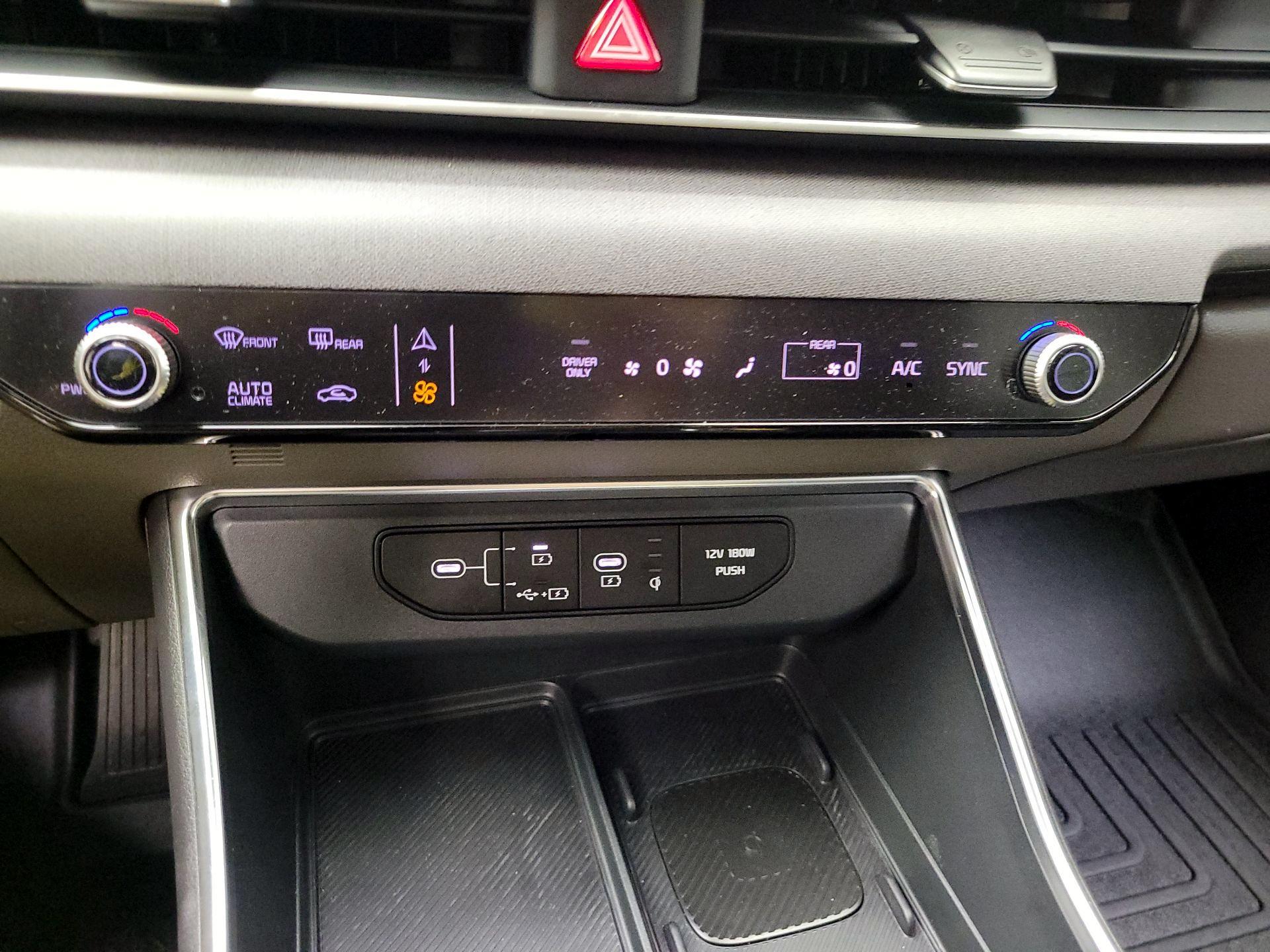 Thumbnail: 2026 Kia Carnival - 15
