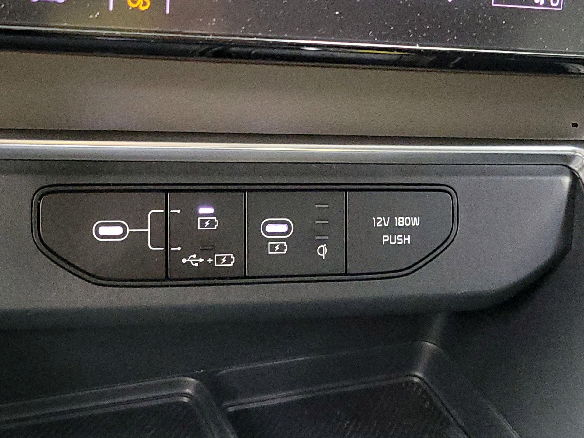 Thumbnail: 2026 Kia Carnival - 17