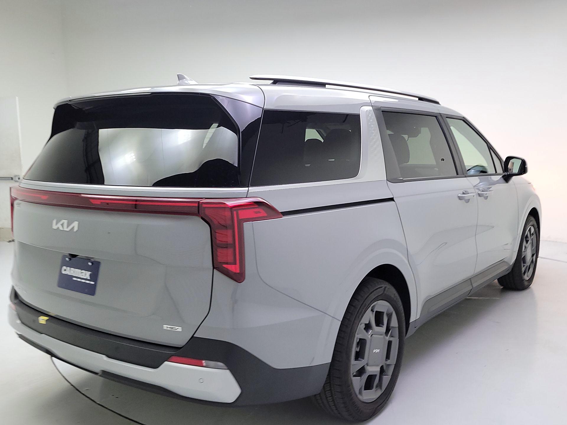 Thumbnail: 2026 Kia Carnival - 5