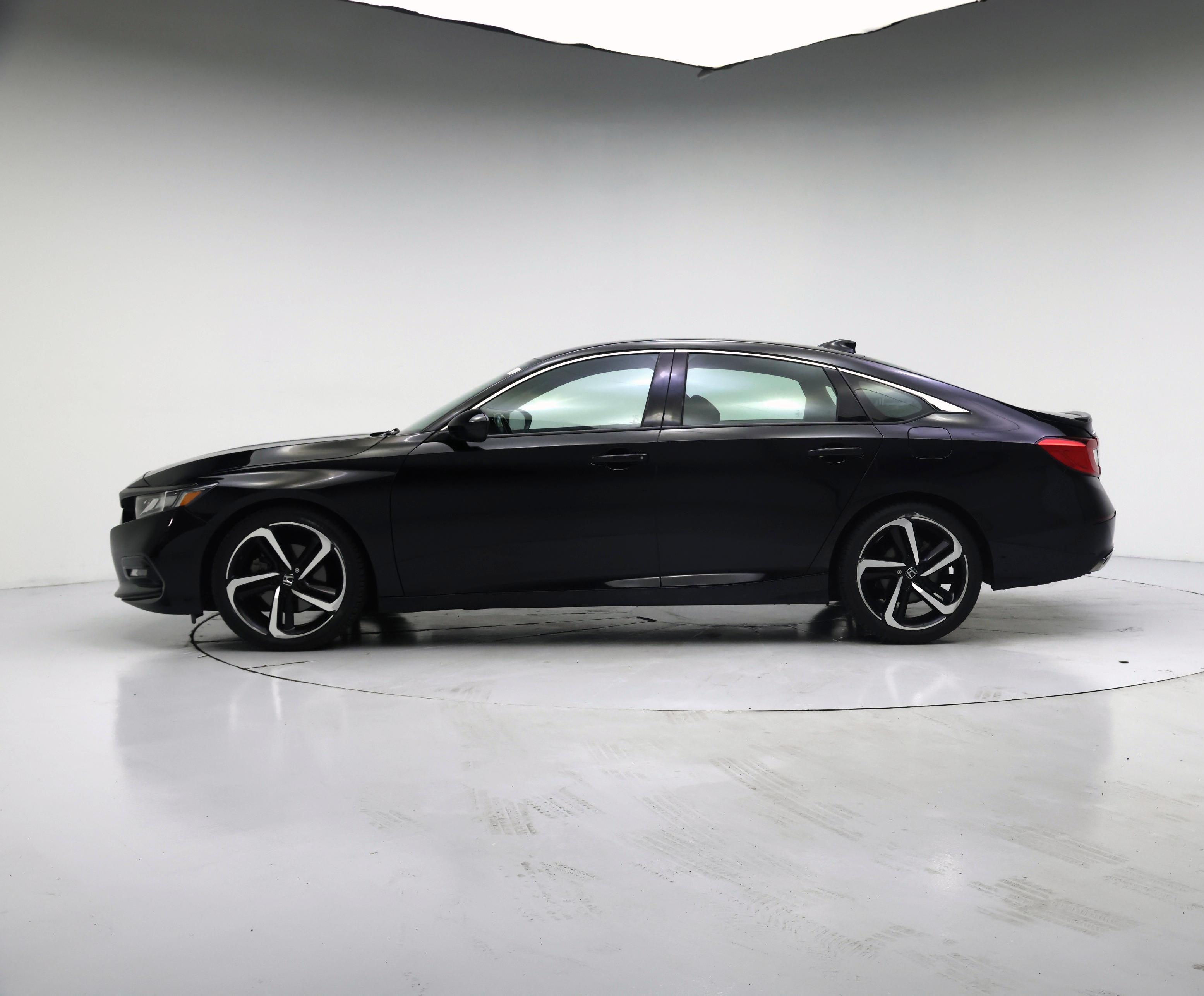 Thumbnail: 2018 Honda Accord - 3
