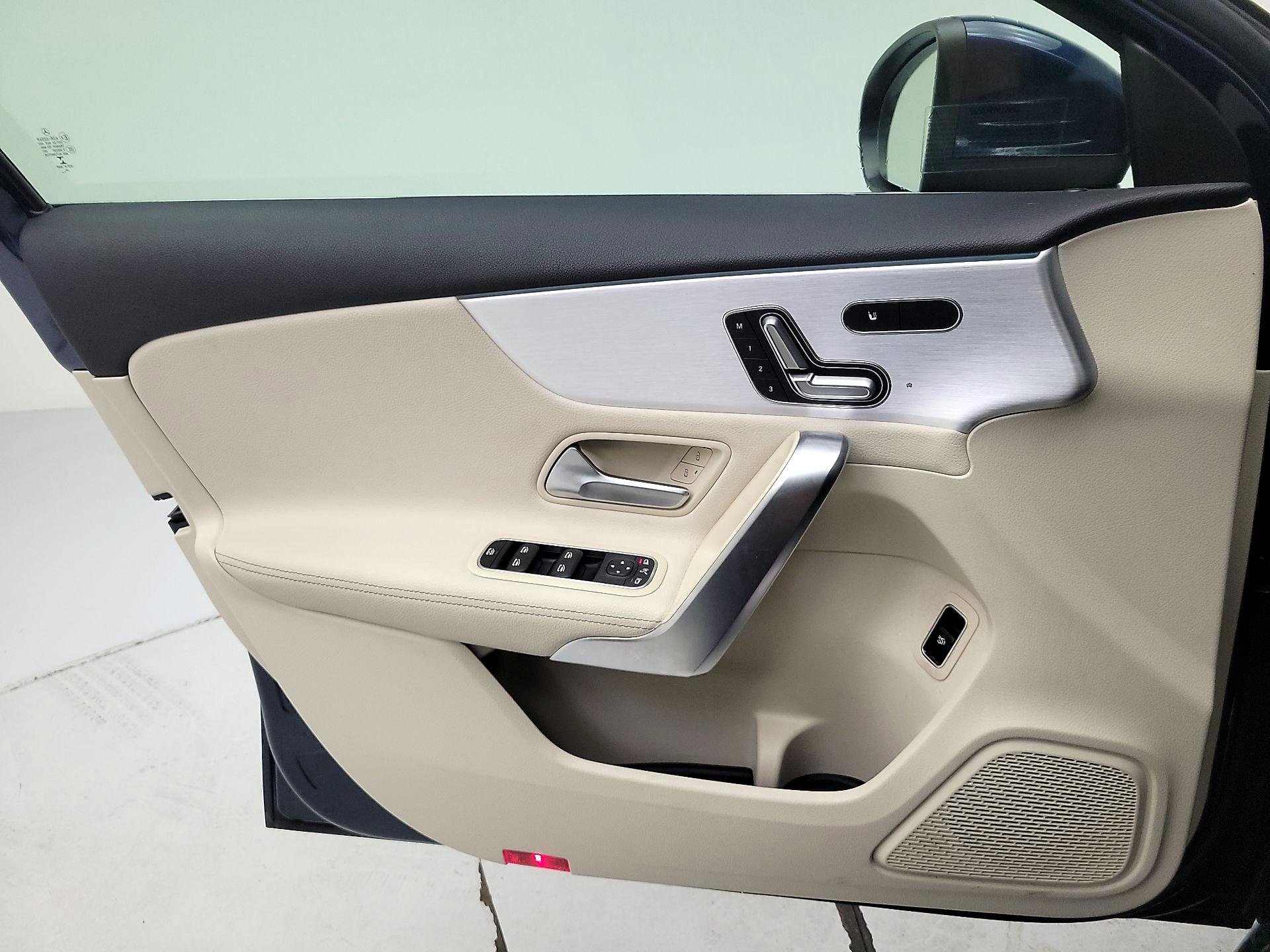 Thumbnail: 2021 Mercedes-Benz A-Class - 12