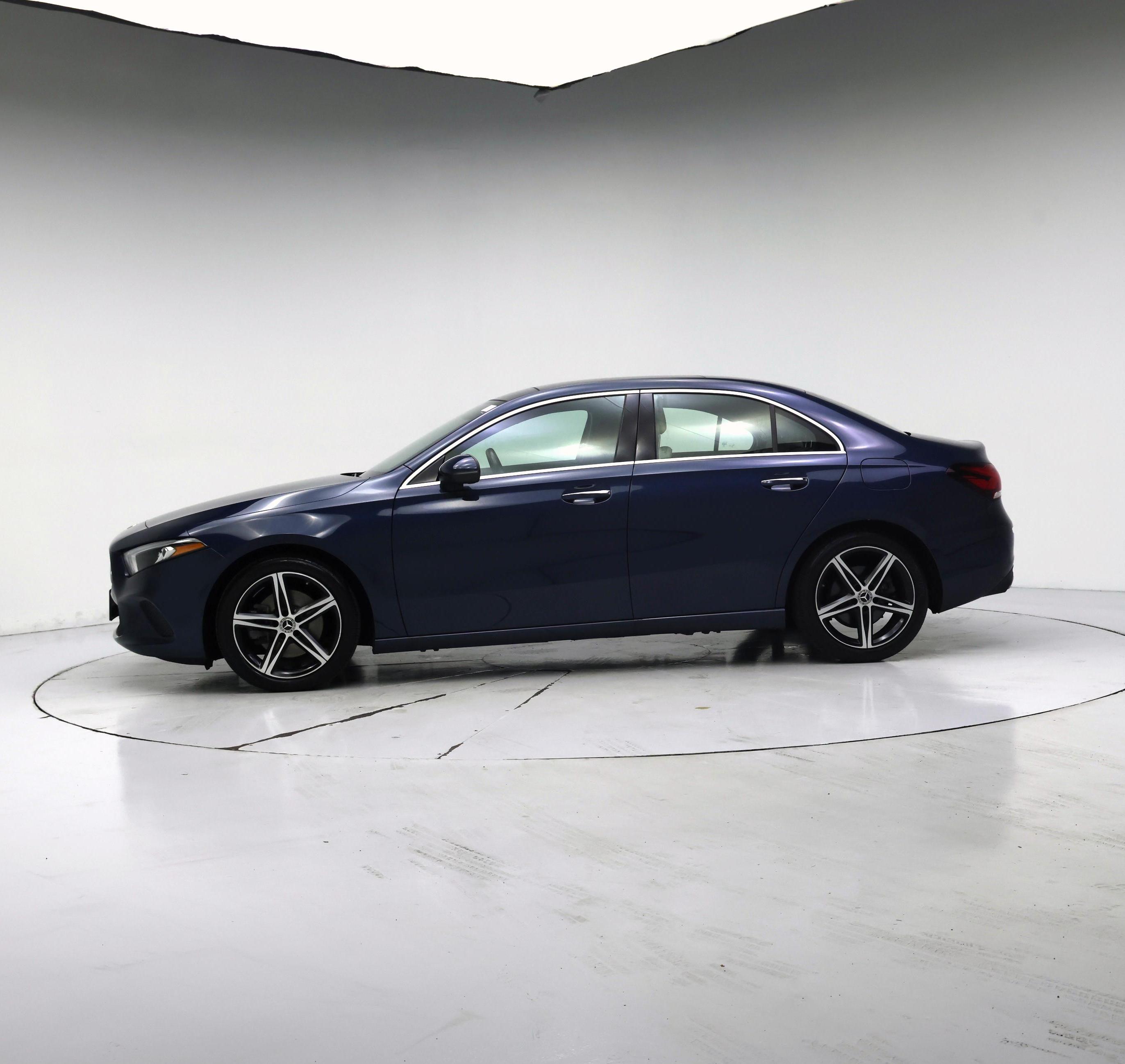Thumbnail: 2021 Mercedes-Benz A-Class - 3