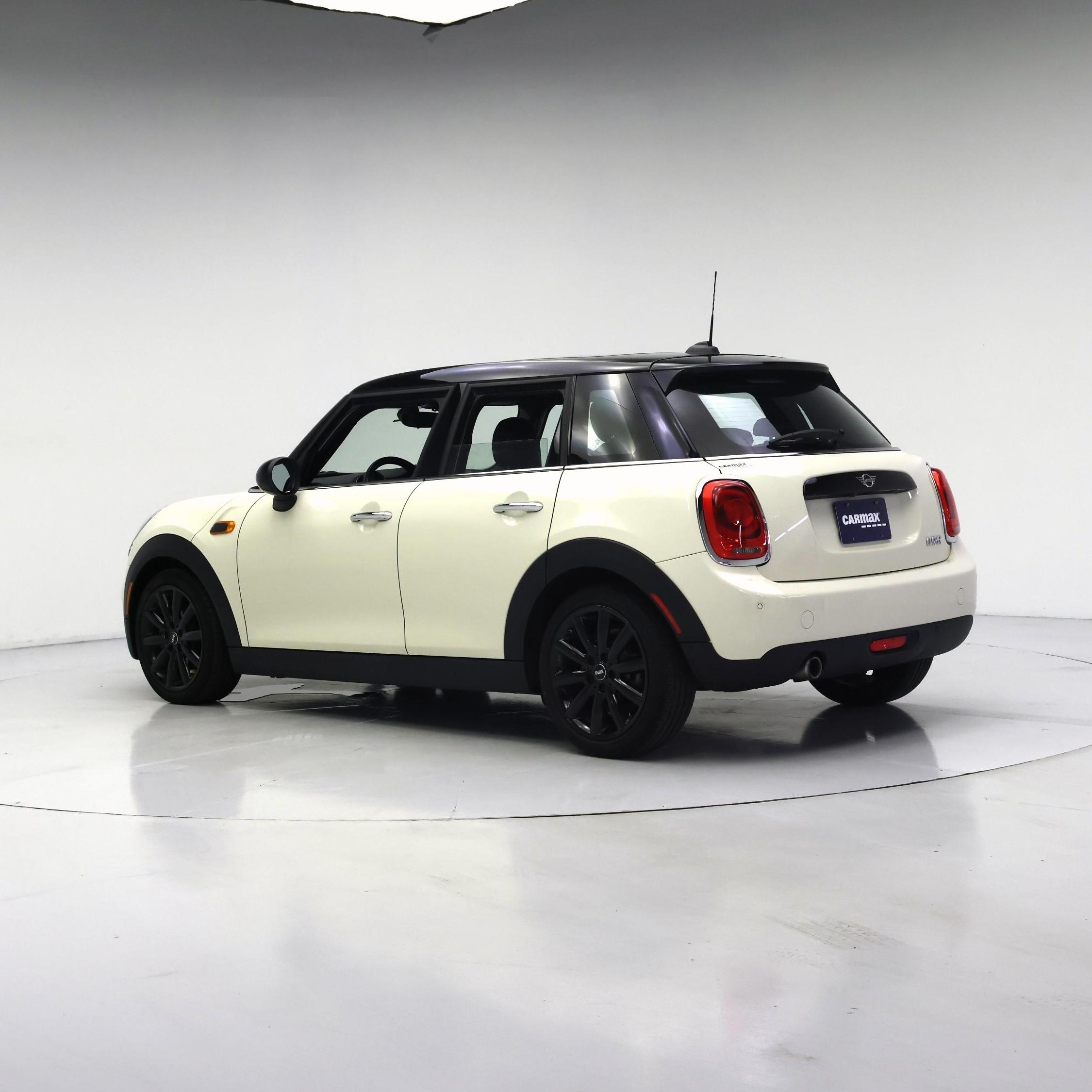 Thumbnail: 2019 MINI Cooper Hardtop - 2