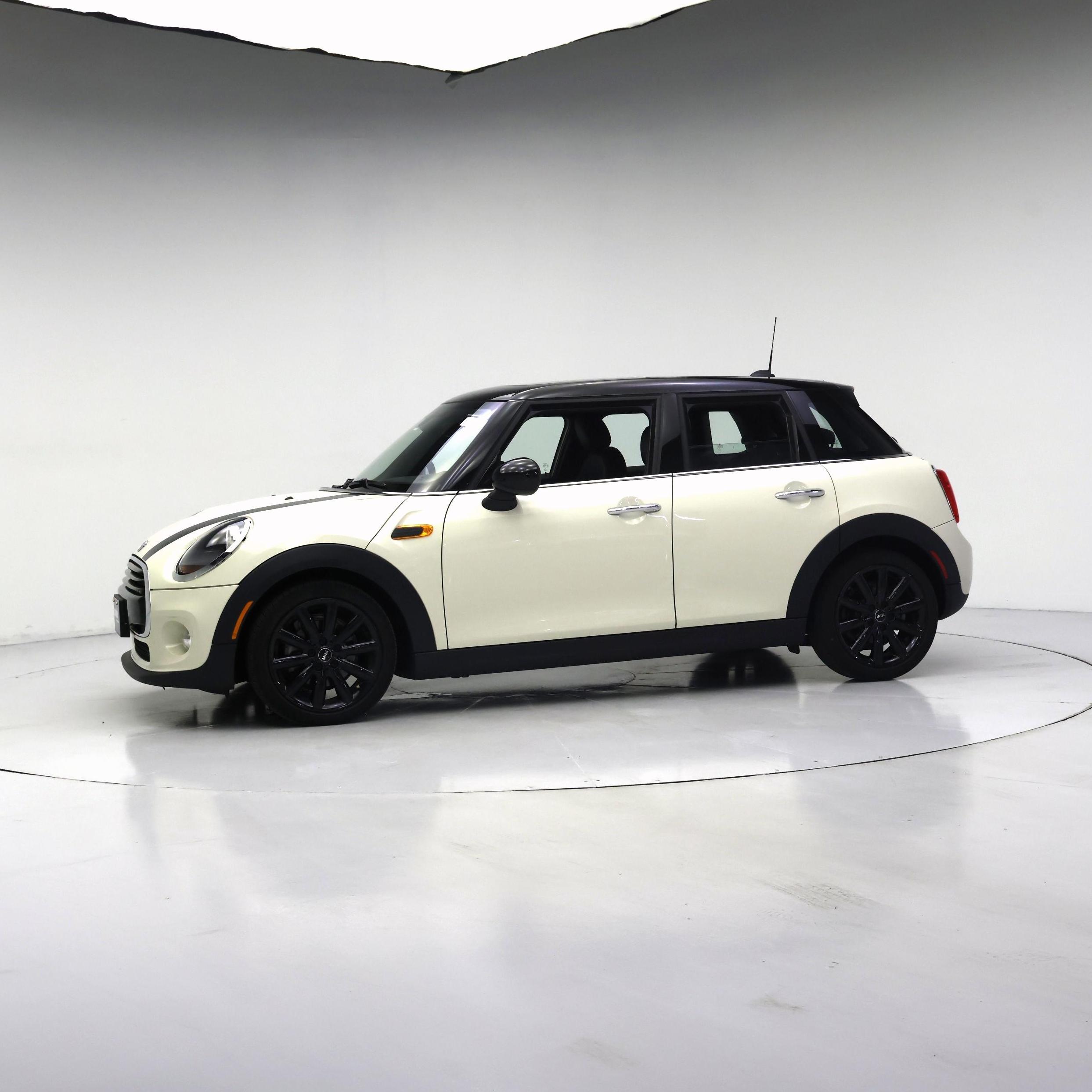 Thumbnail: 2019 MINI Cooper Hardtop - 3