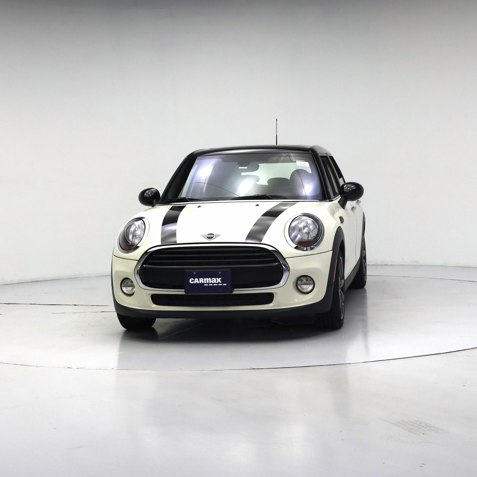 Thumbnail: 2019 MINI Cooper Hardtop - 4
