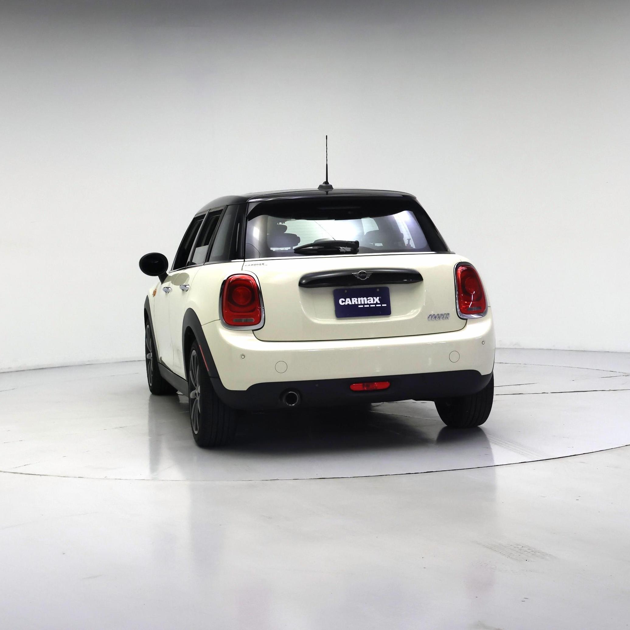 Thumbnail: 2019 MINI Cooper Hardtop - 6