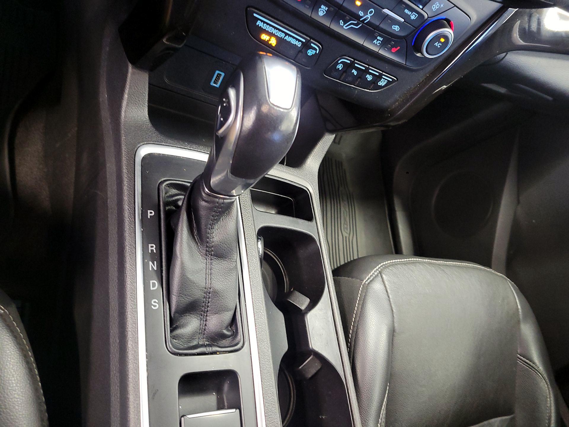 Thumbnail: 2018 Ford Escape - 18
