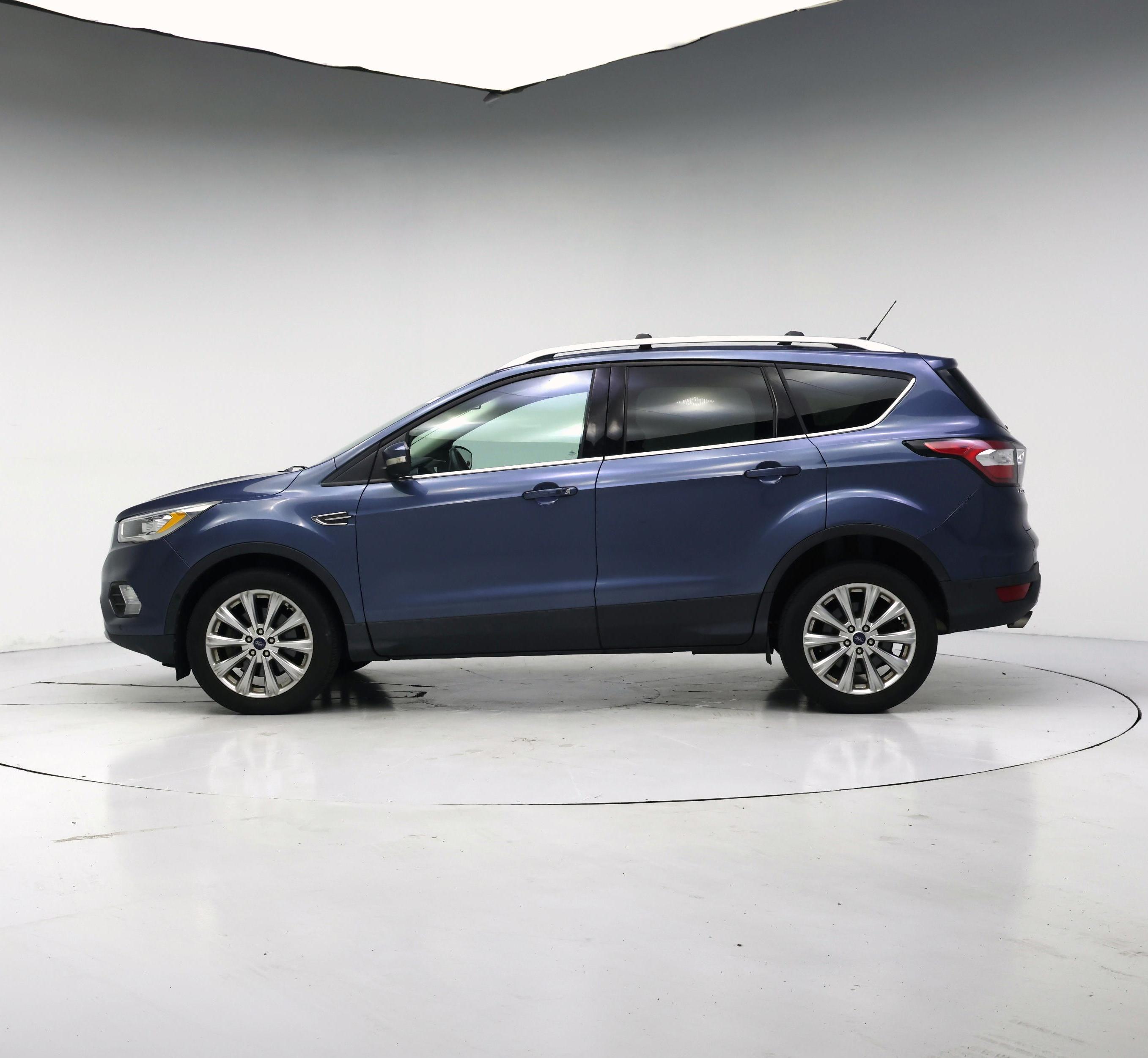 Thumbnail: 2018 Ford Escape - 3