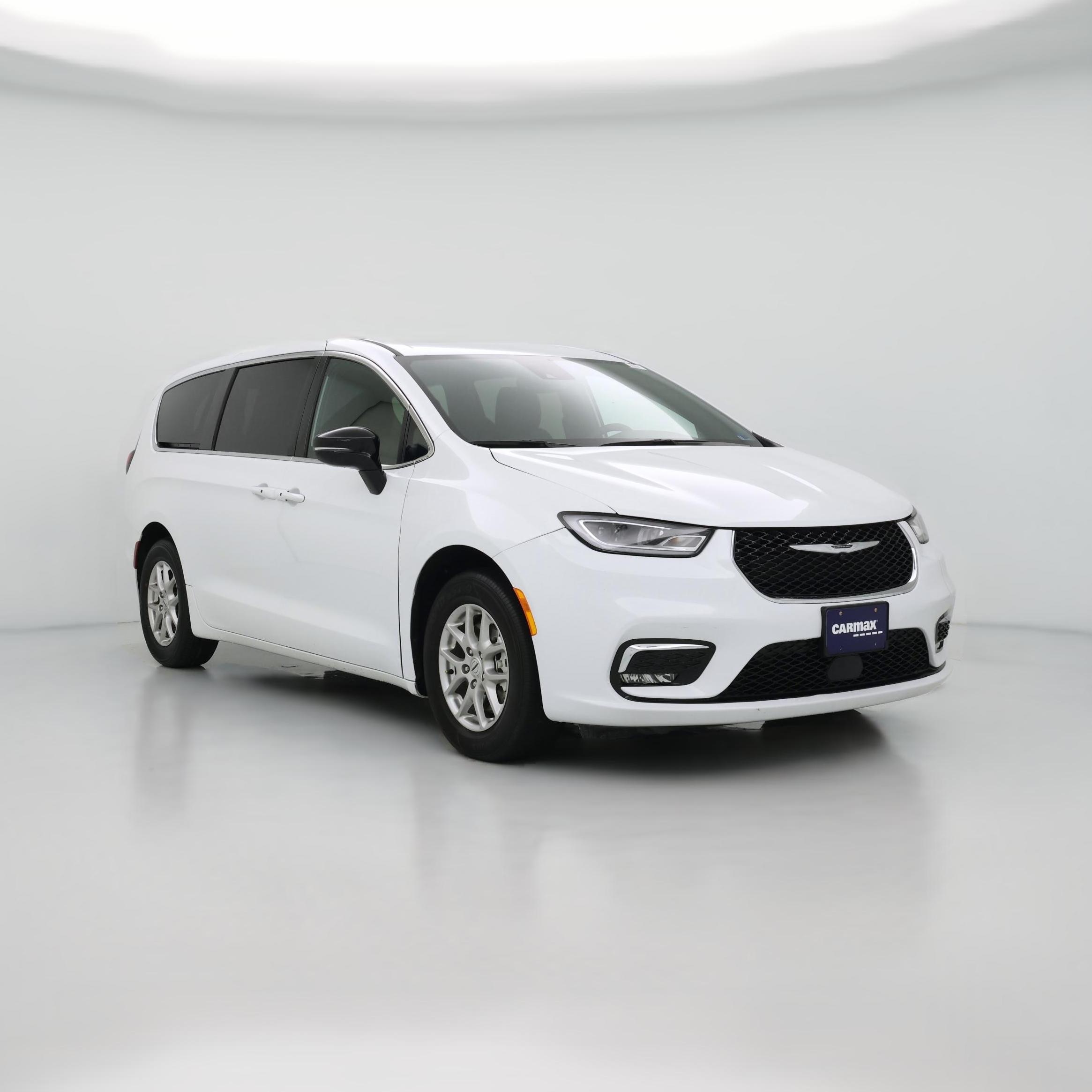 Thumbnail: 2025 Chrysler Pacifica - 1