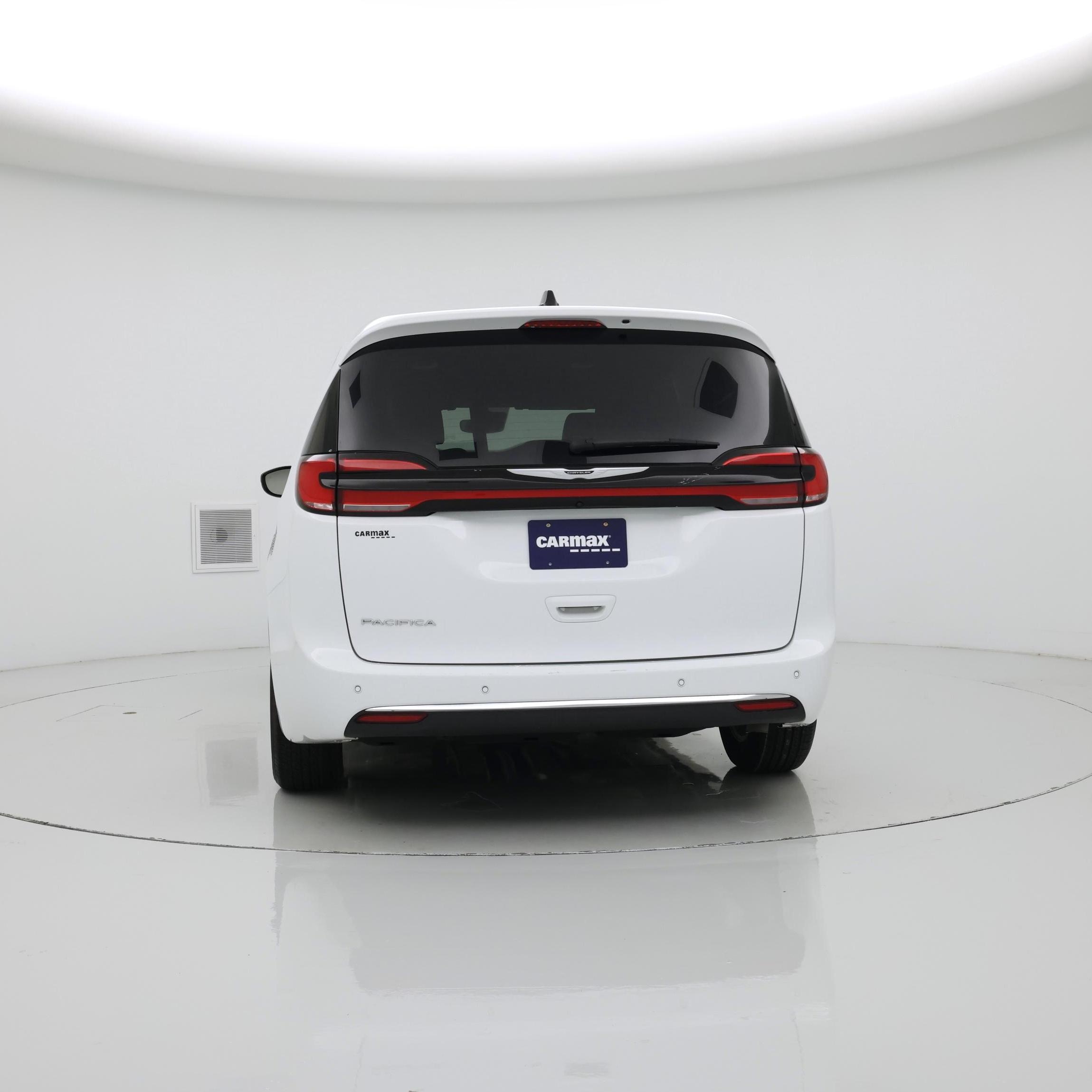 Thumbnail: 2025 Chrysler Pacifica - 6