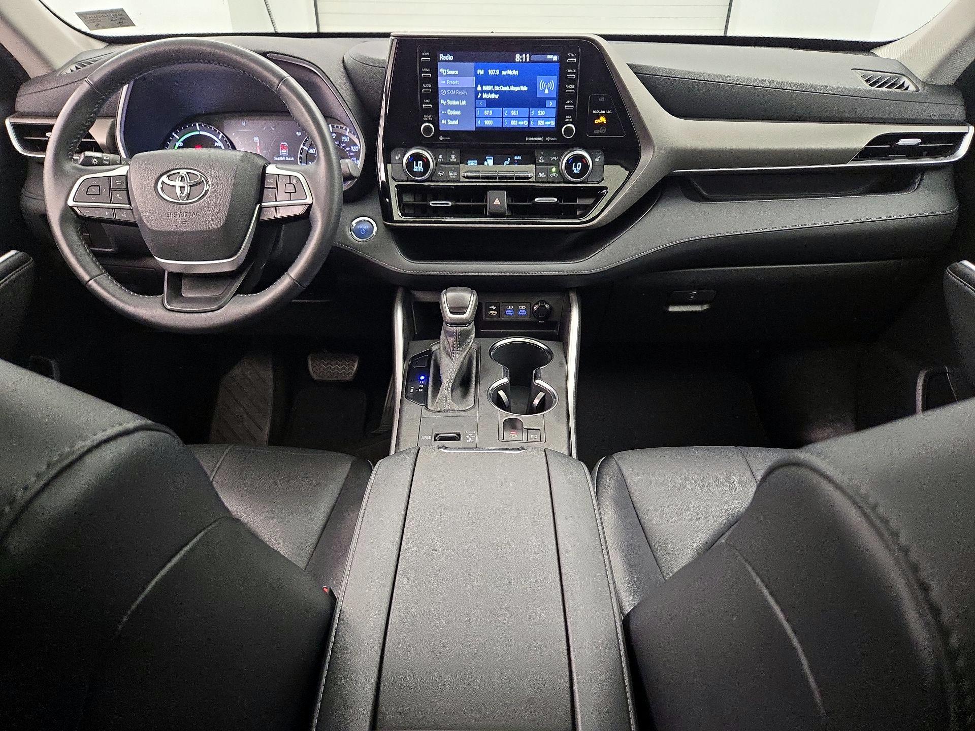 Thumbnail: 2022 Toyota Highlander - 9